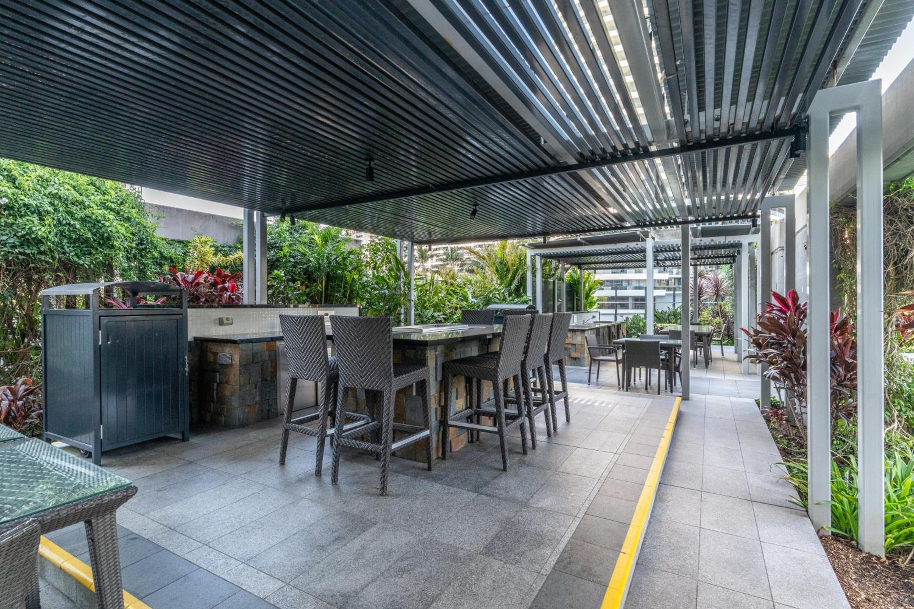 Broadbeach Luxury Oracle Tower 1 Apartment 2Bed 2Bath 1 Car