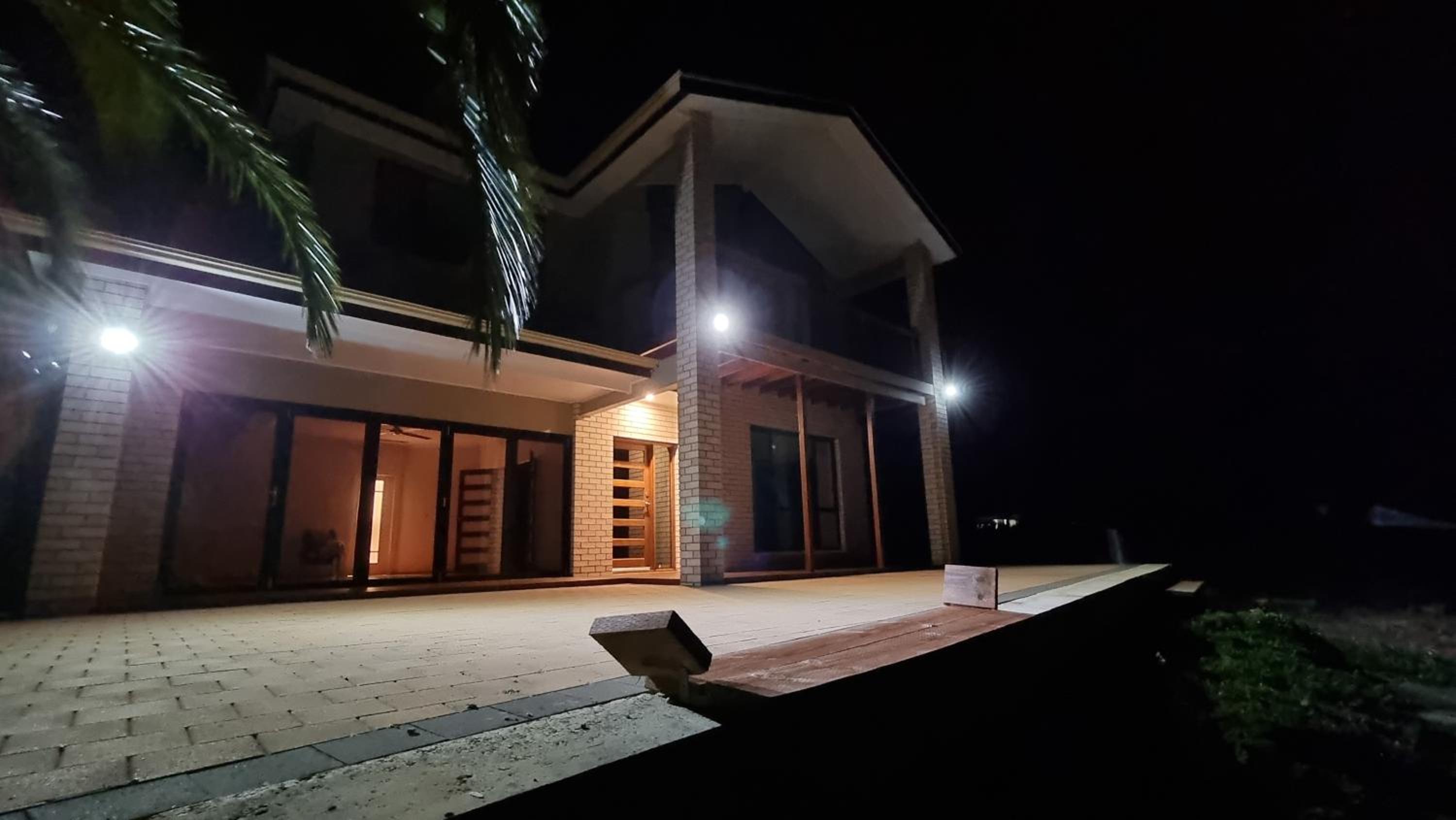 Tulka Waterfront Holiday Home