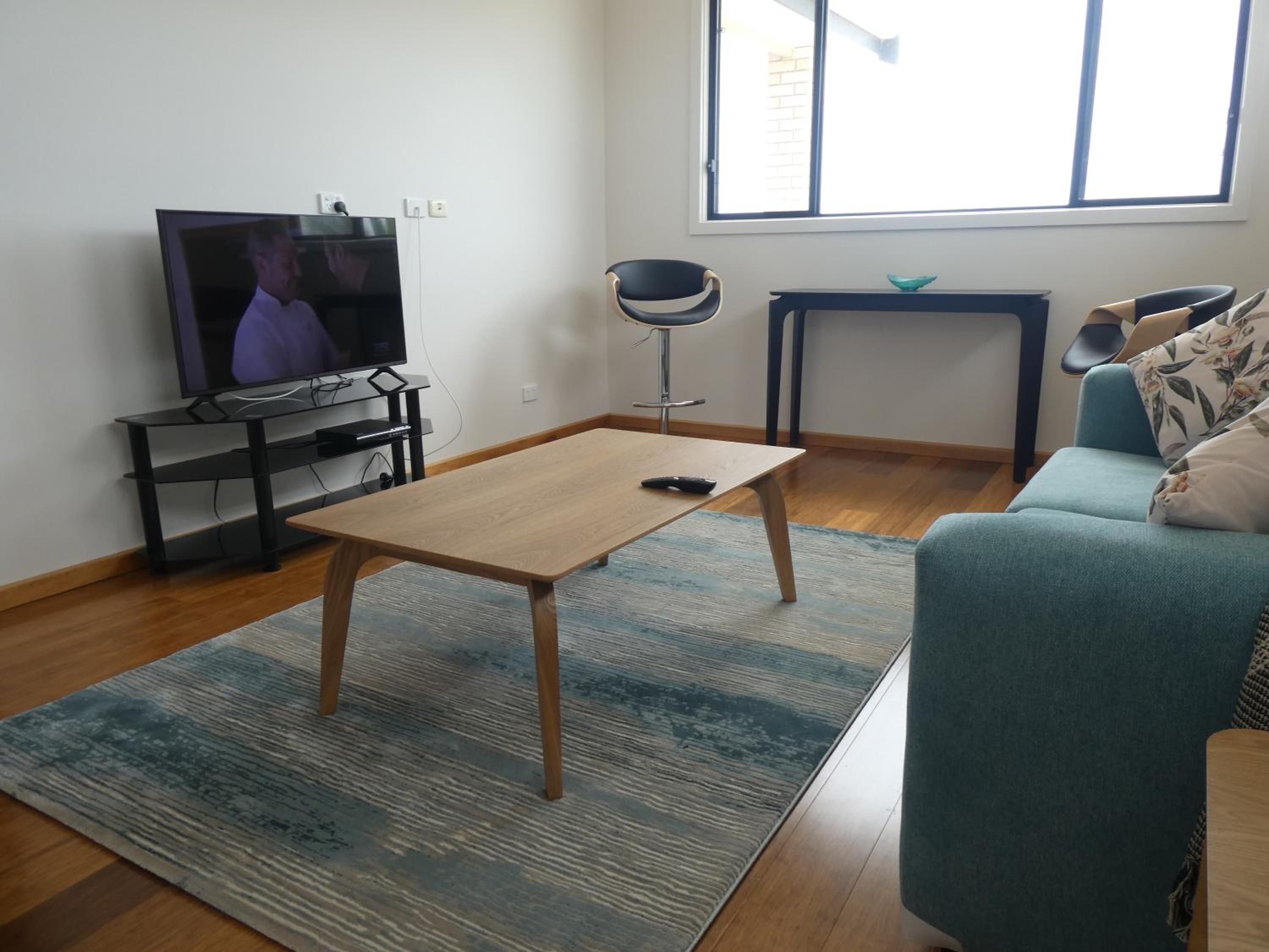 Tulka Waterfront Holiday Home