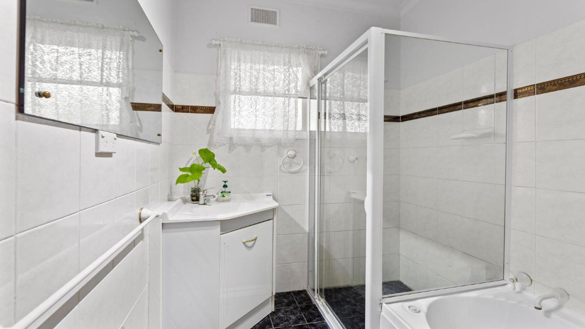 Coastal Drift - Escape To Coastal Bliss At This 3 - Bedroom Holiday Rental In Coffin Bay!