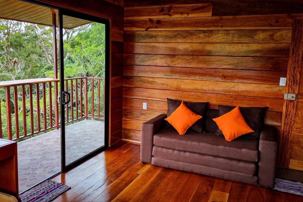 Cabina vista al valle Monteverde
