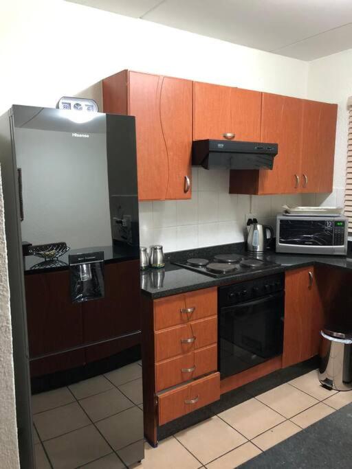 Cosy duplex in the heart of Midrand view 3