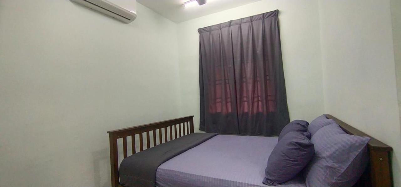 Liana SriPutra Homestay photo 6