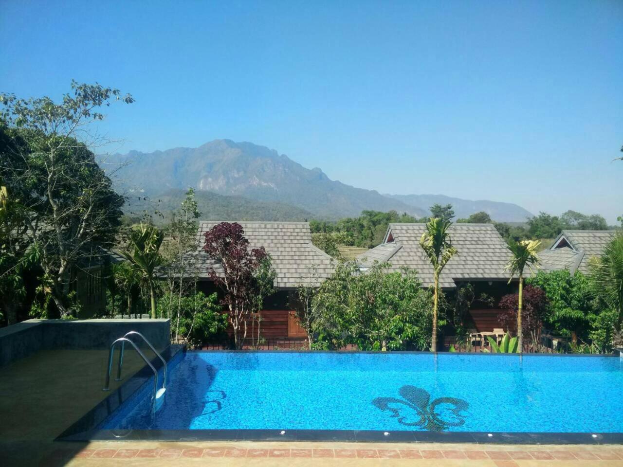Buraphat Resort