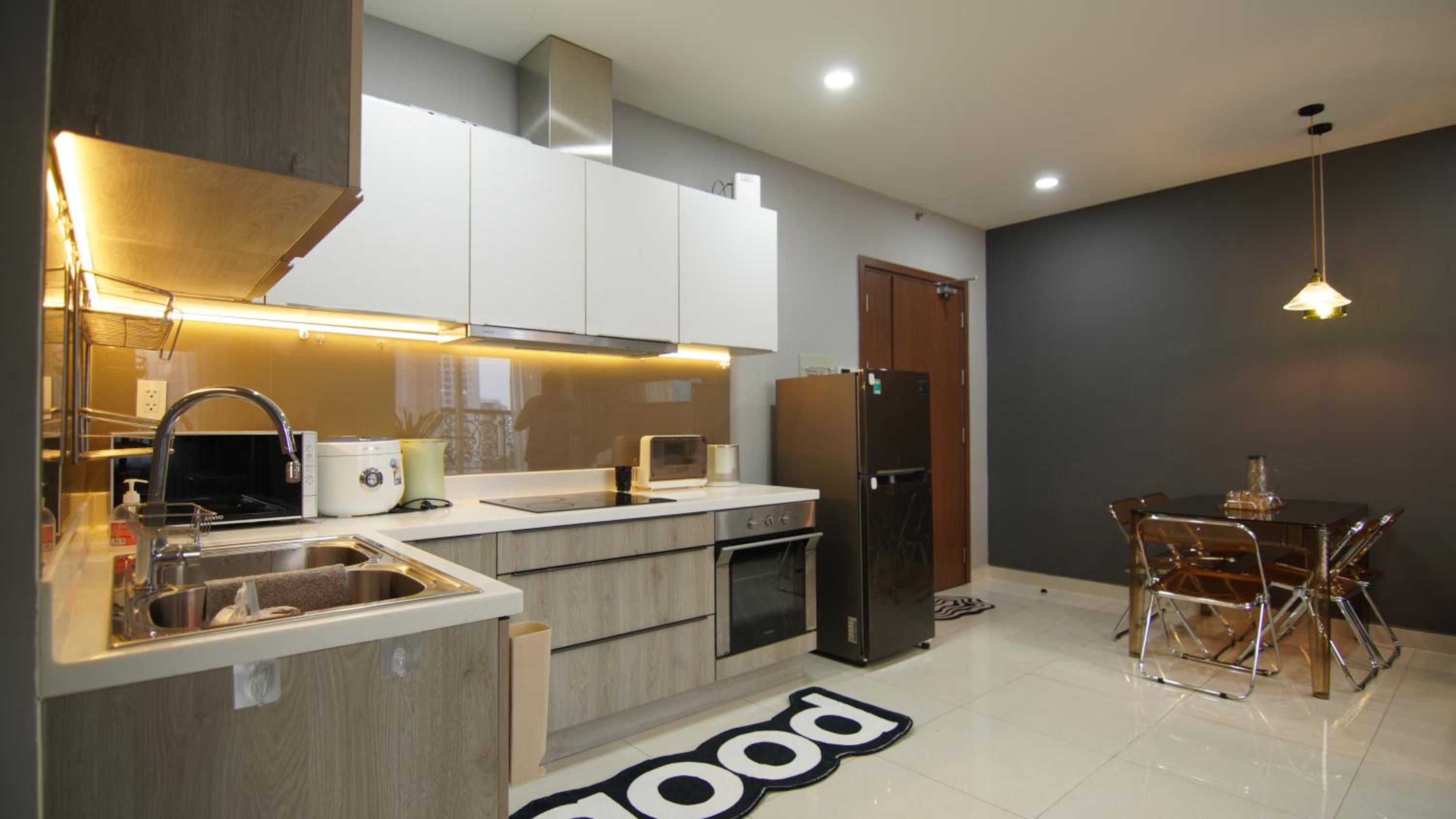 DOJI HOMES at Grand Riverside- FREE POOL
