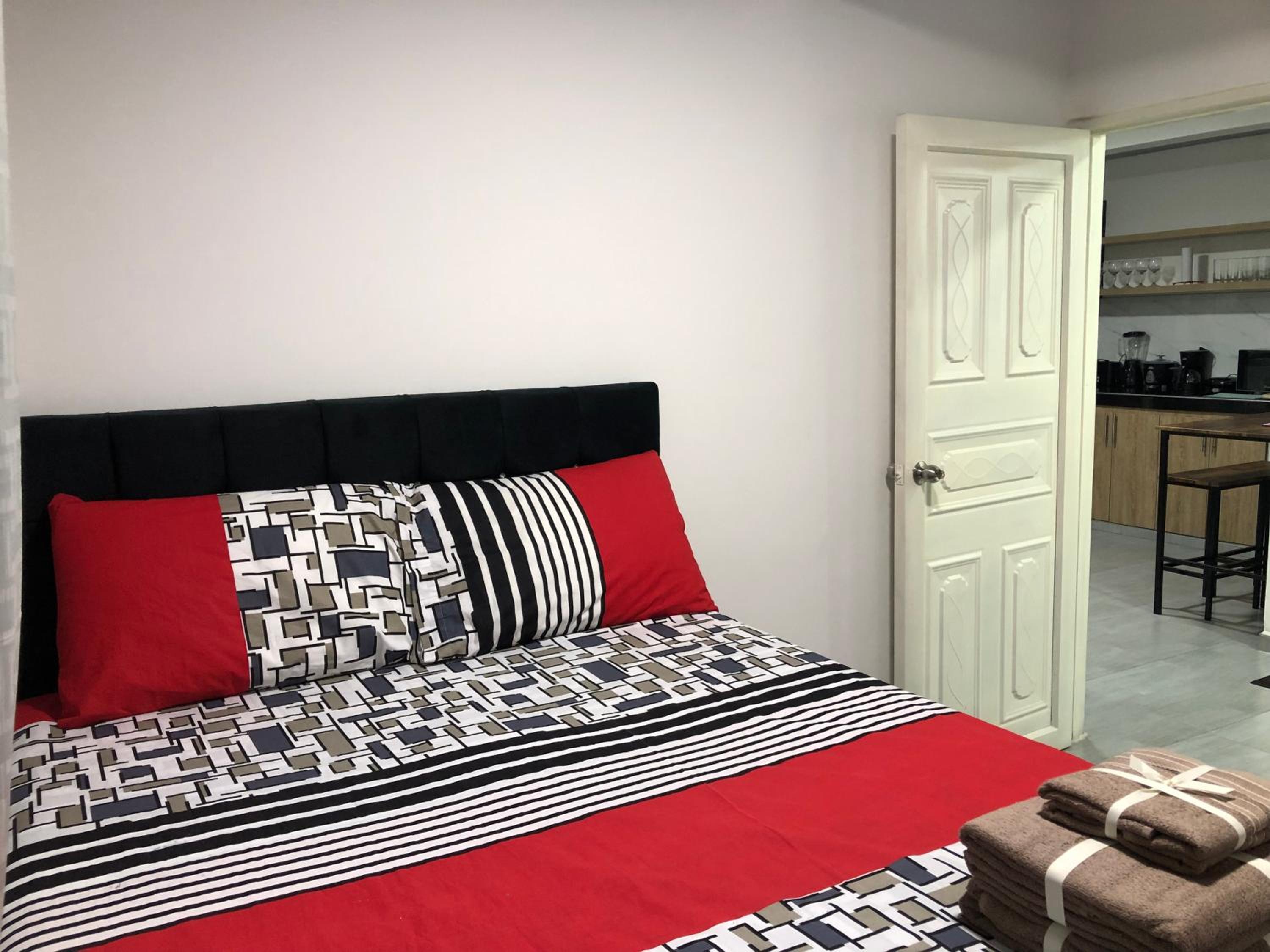 Acogedor y Amplio Apartamento 102 El Jardin