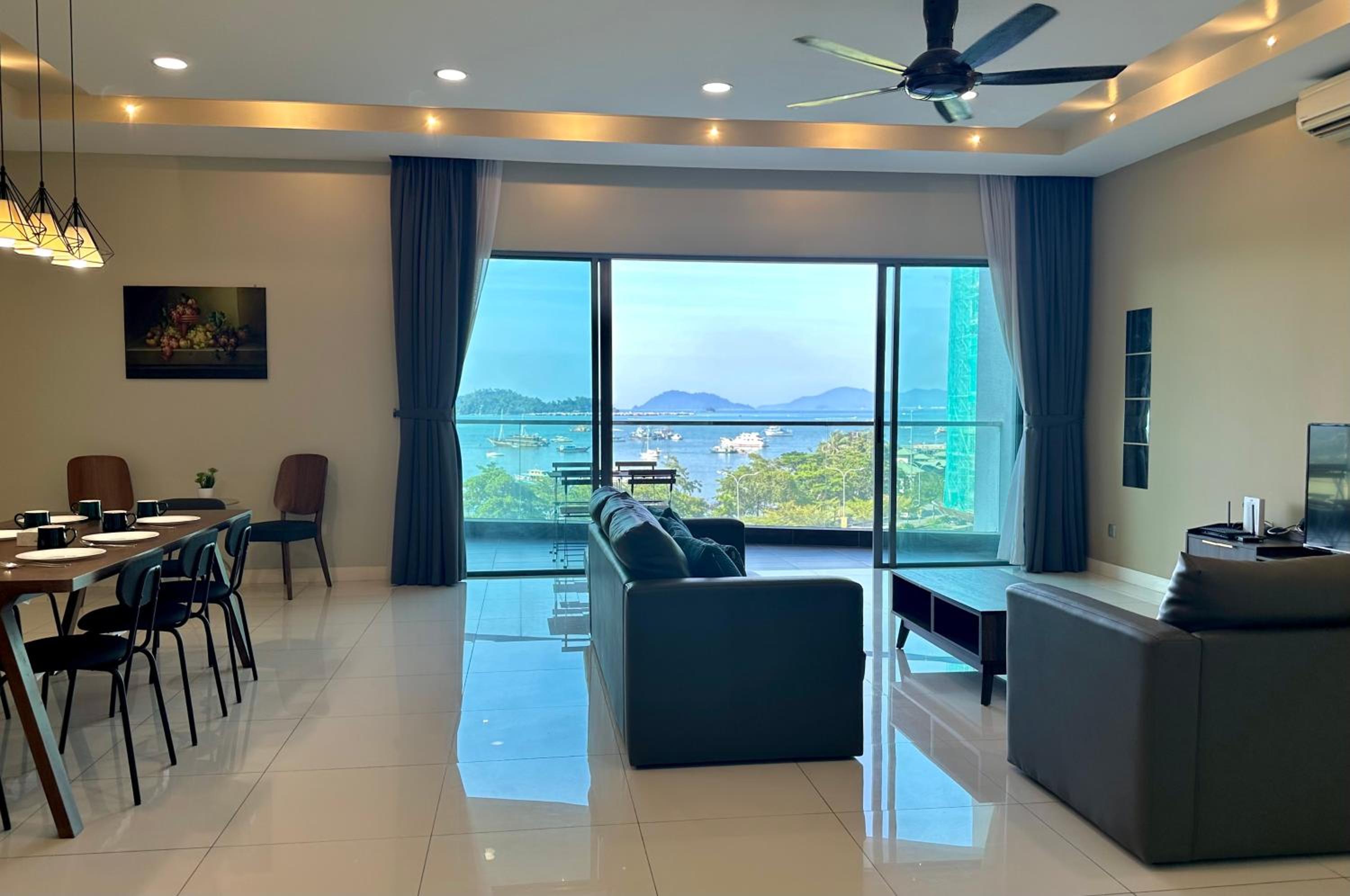 Utopian Residence IMAGO Mall KK photo 6
