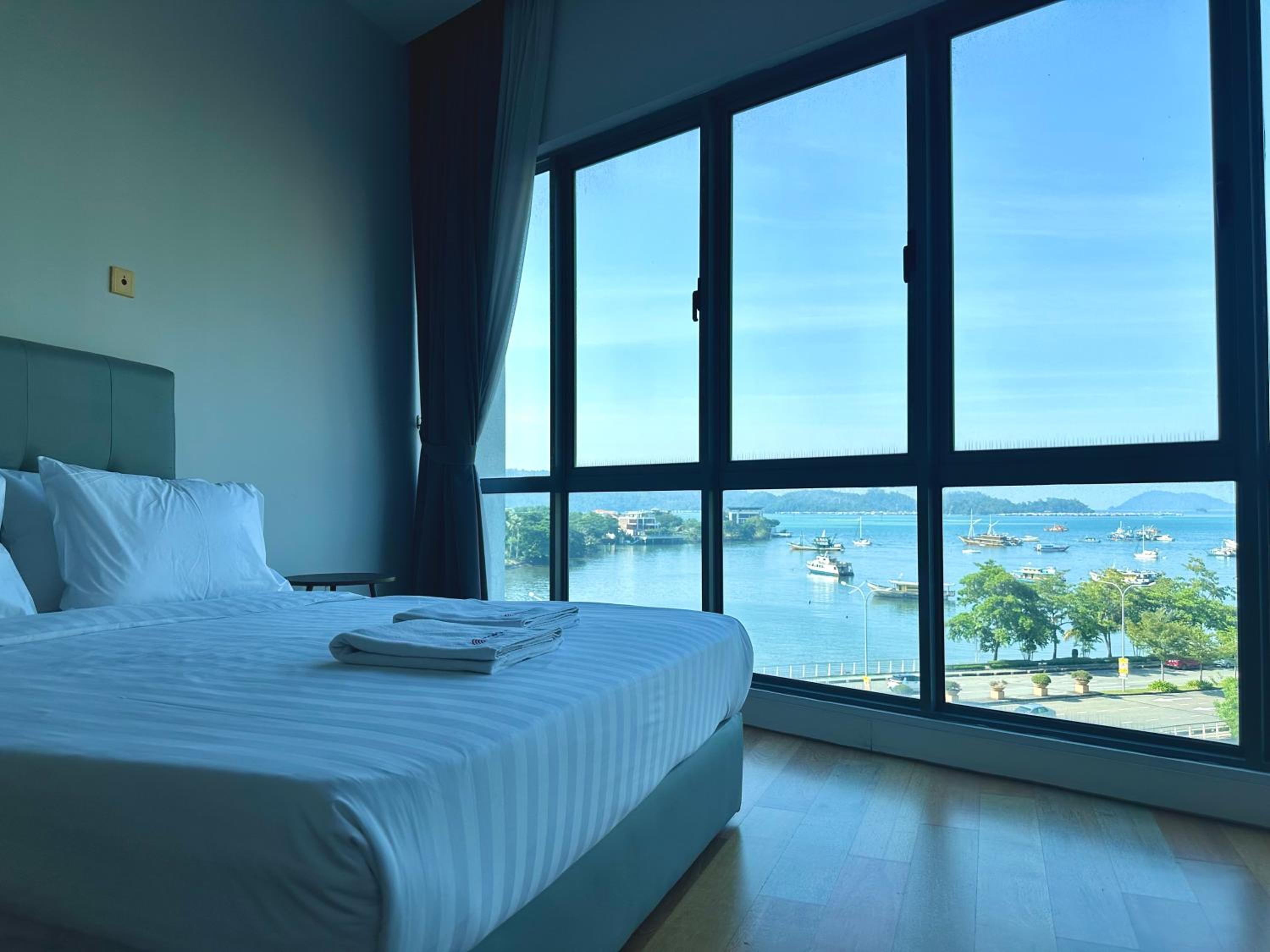 Hotel Utopian Residence IMAGO Mall KK - Image 1