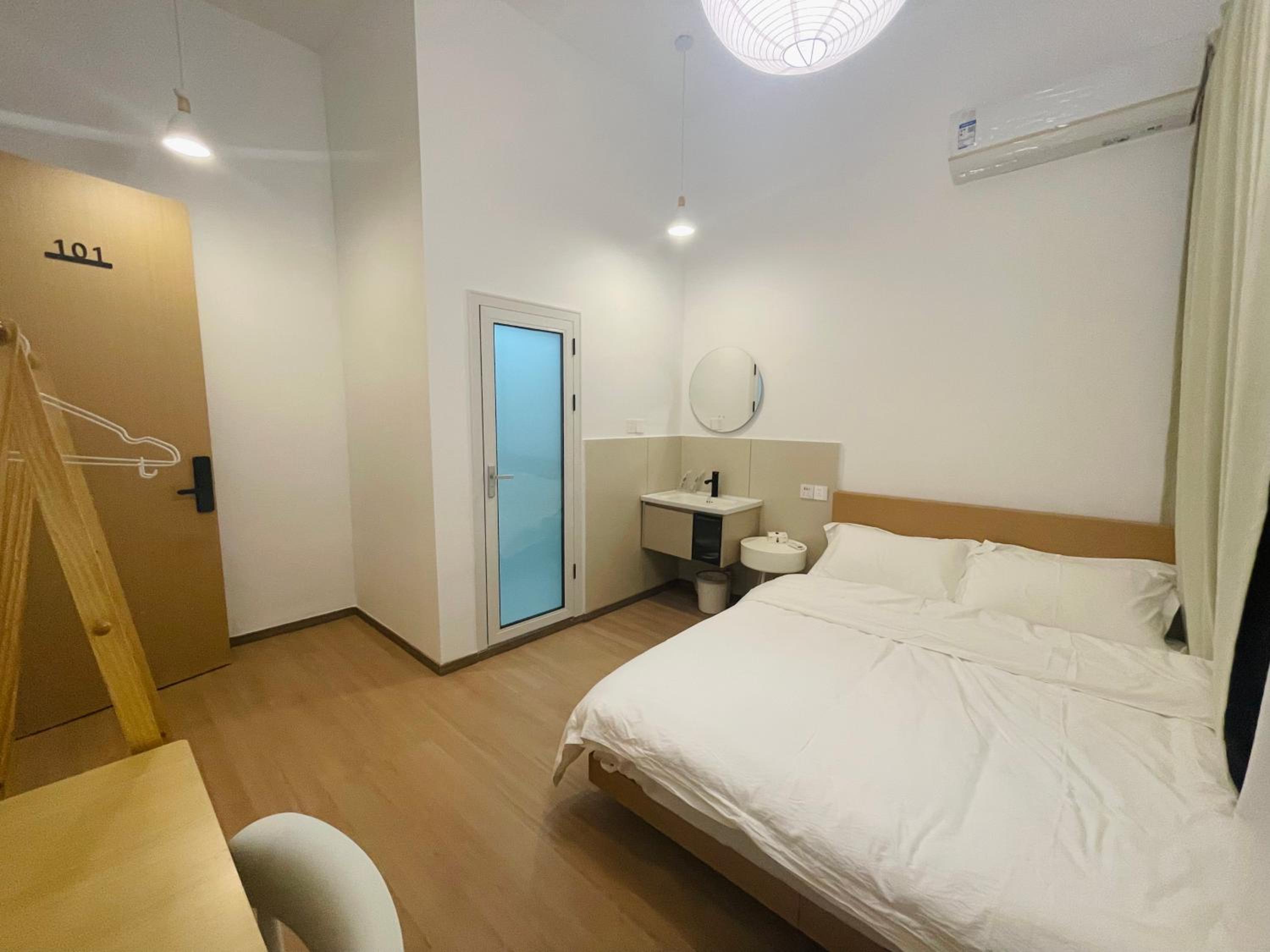 Jingdezhen Wash and Sleep Youth Hostel
