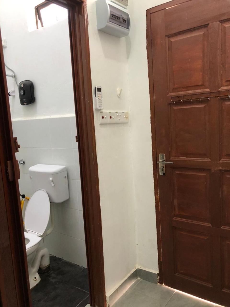 Tiny House Idaman K T dengan Aircond dan Privasi Penuh 1 Bilik Air