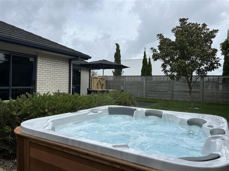 Forest Lakes Luxury