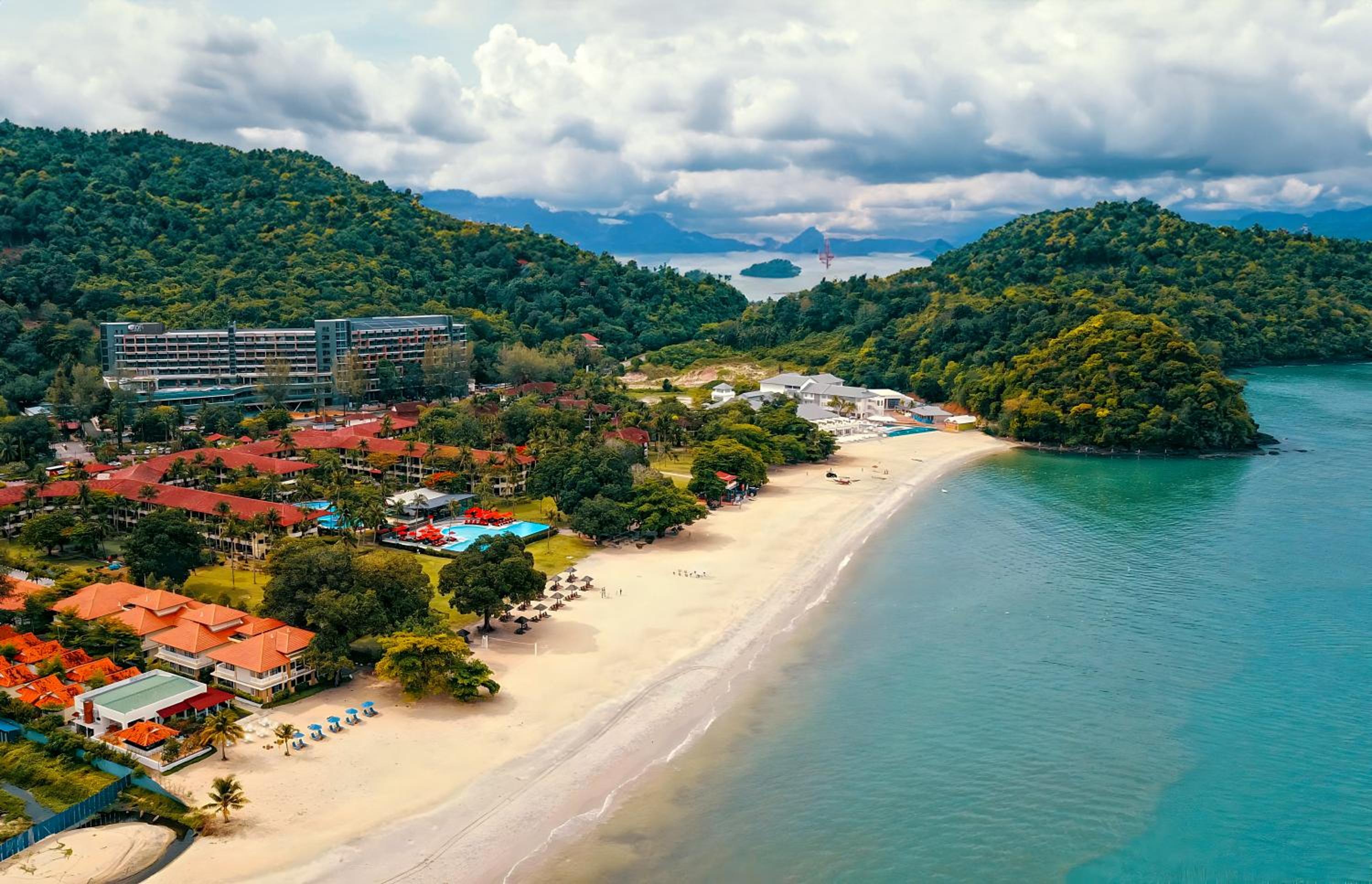 Hotel Holiday Villa Resort & Beachclub Langkawi - Image 1