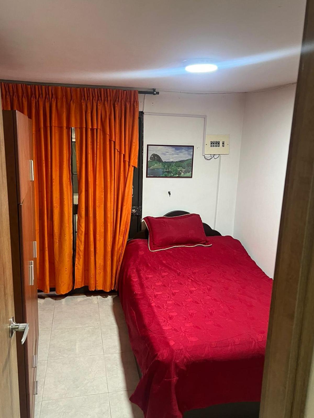 Apartamento Barrio la Argentina vía principal 302