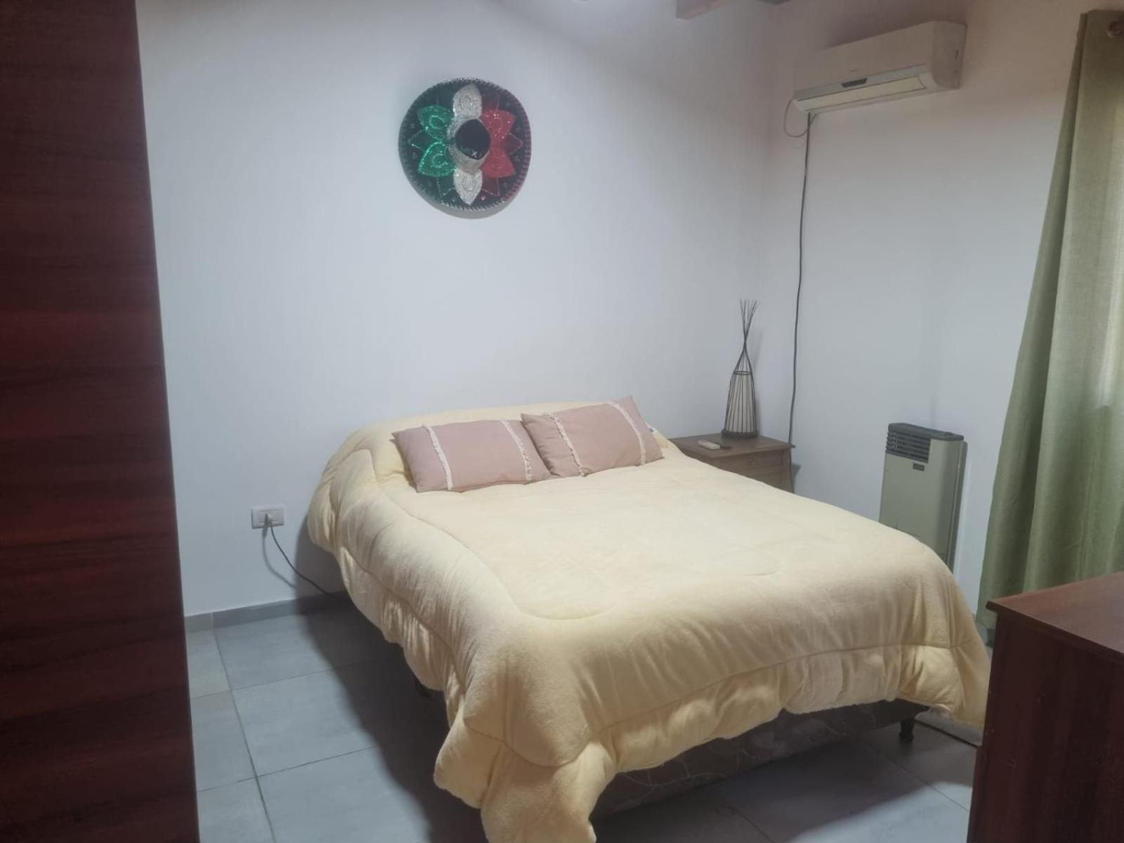 Moderna y hermosa Casa-Duplex con piscina y excelente ubicación