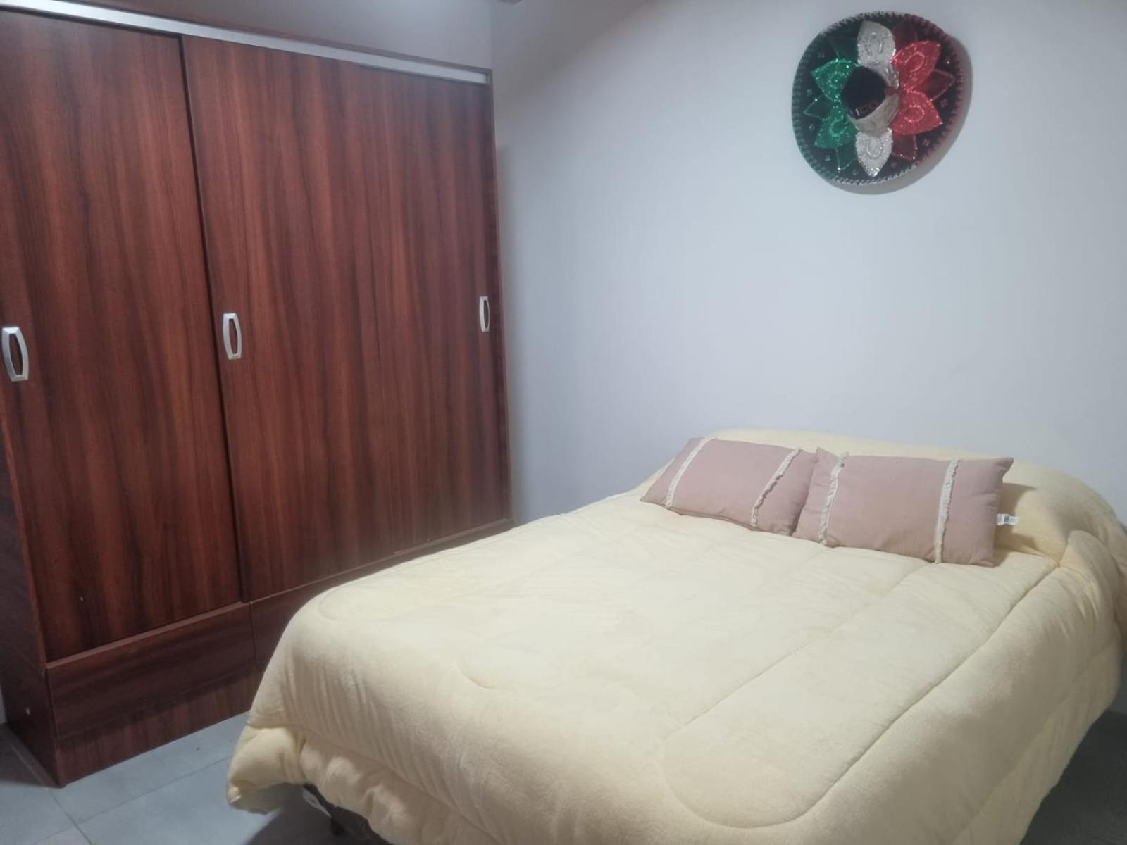 Moderna y hermosa Casa-Duplex con piscina y excelente ubicación