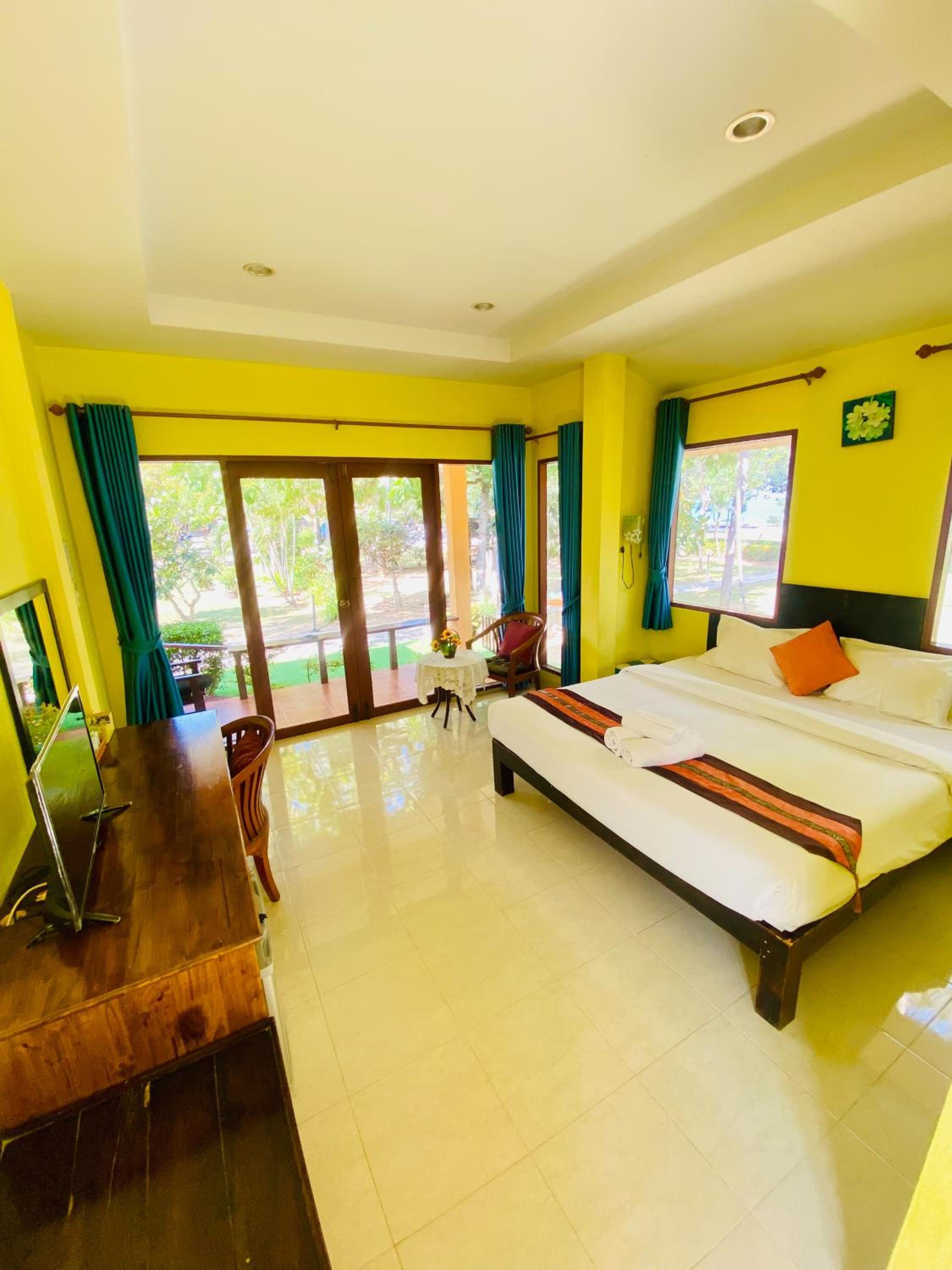 Pranmanee Beach Resort