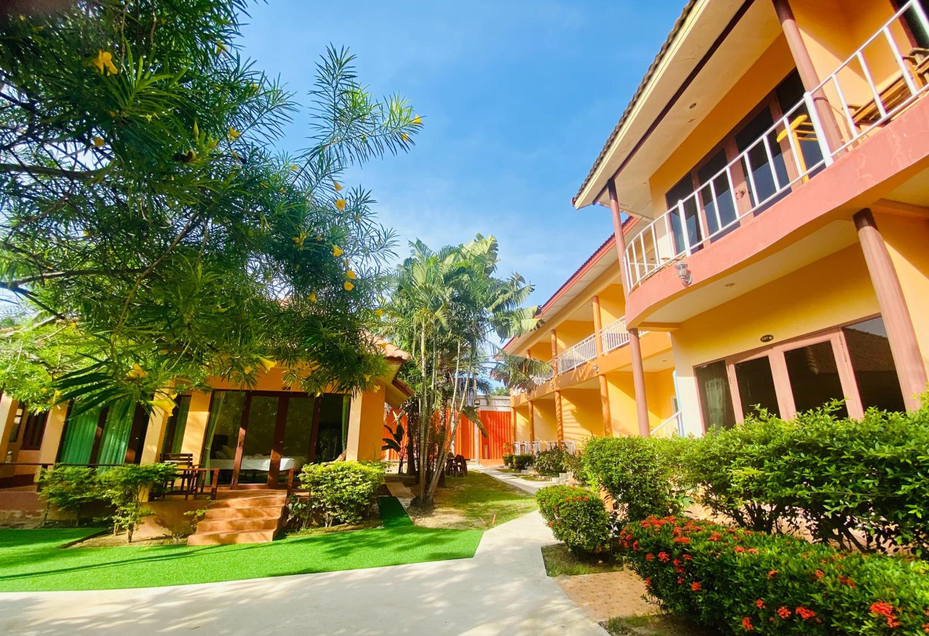 Pranmanee Beach Resort