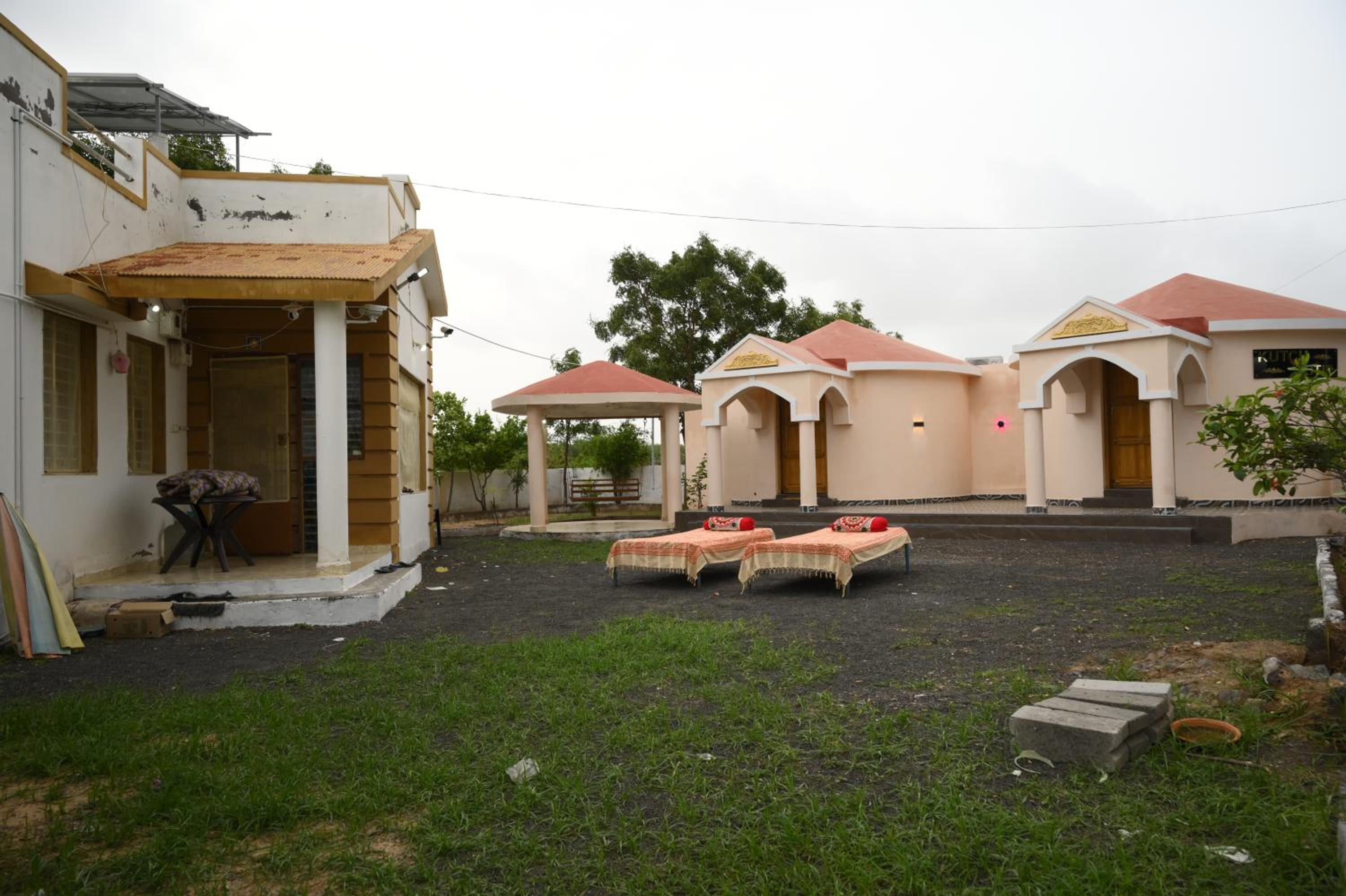 Photo 8