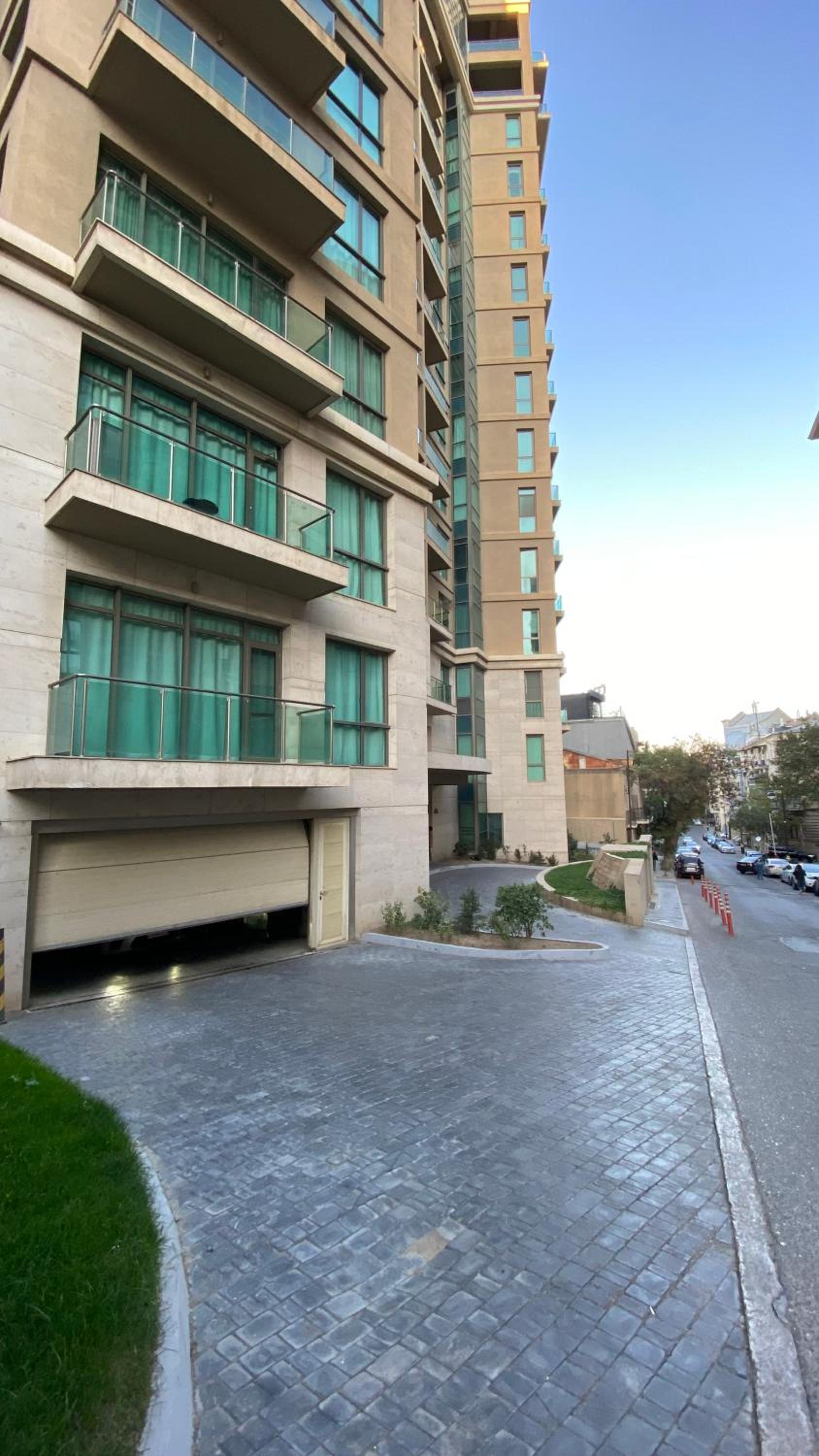 Baku City Centre Luxury Apartment