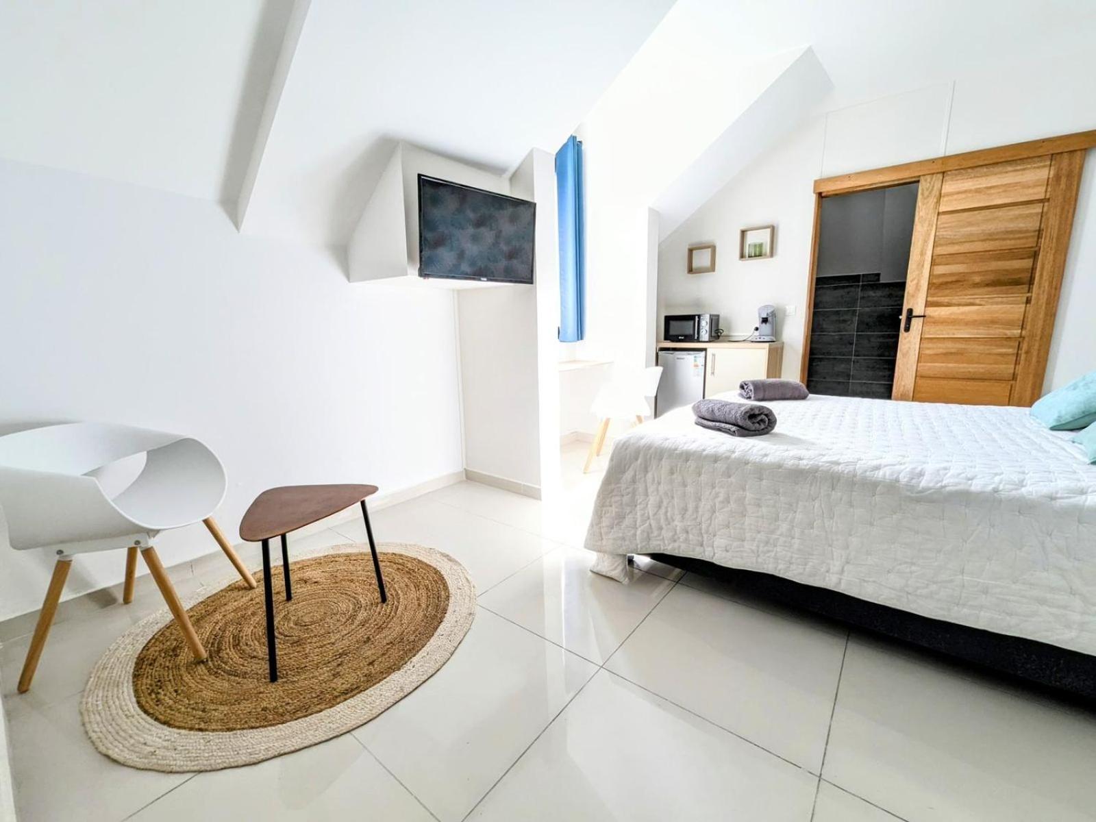 Studio "Dorade" - Plage de Saint-Pierre view 5