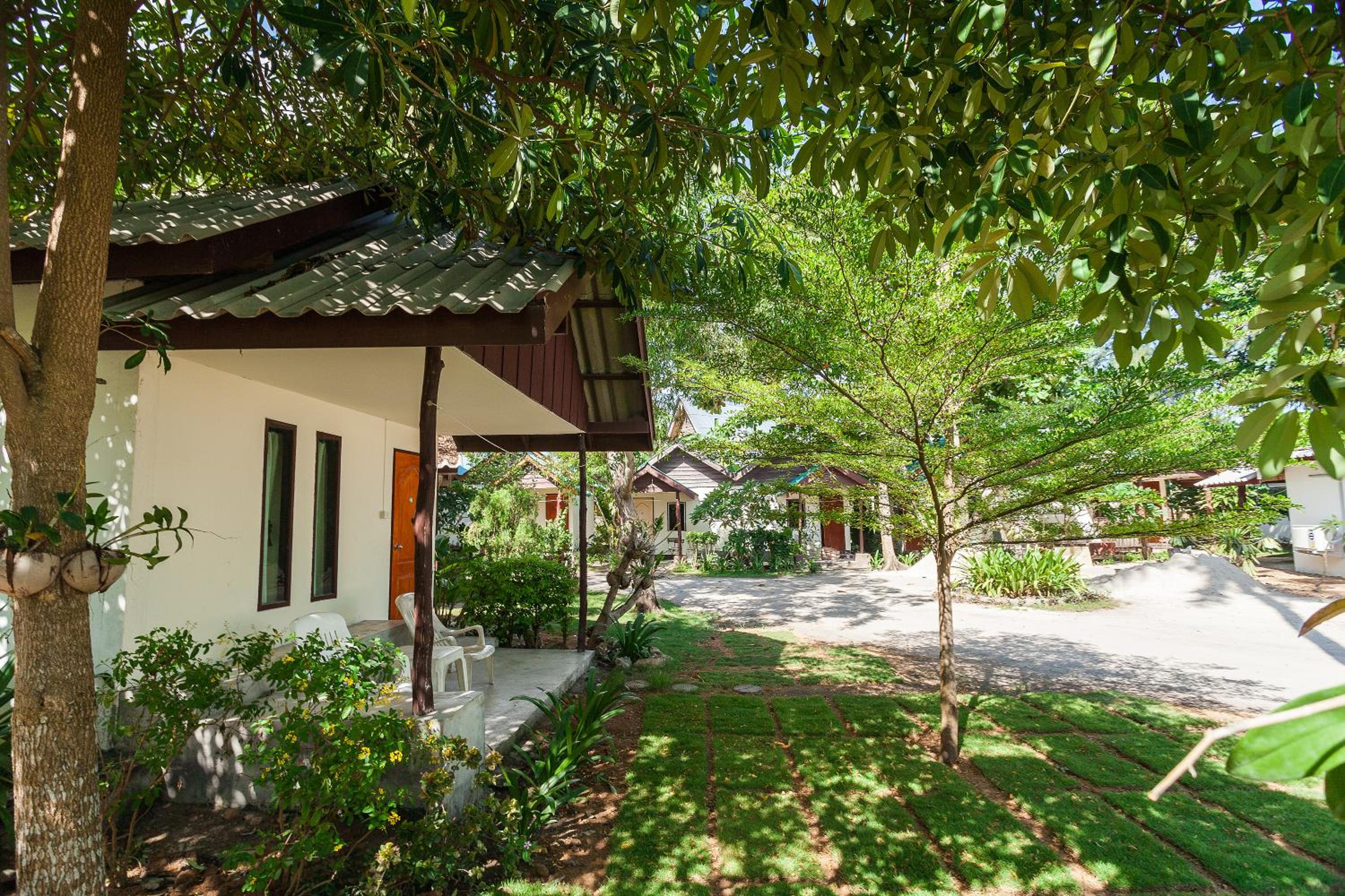 The Cosy Koh Phangan and Restaurant