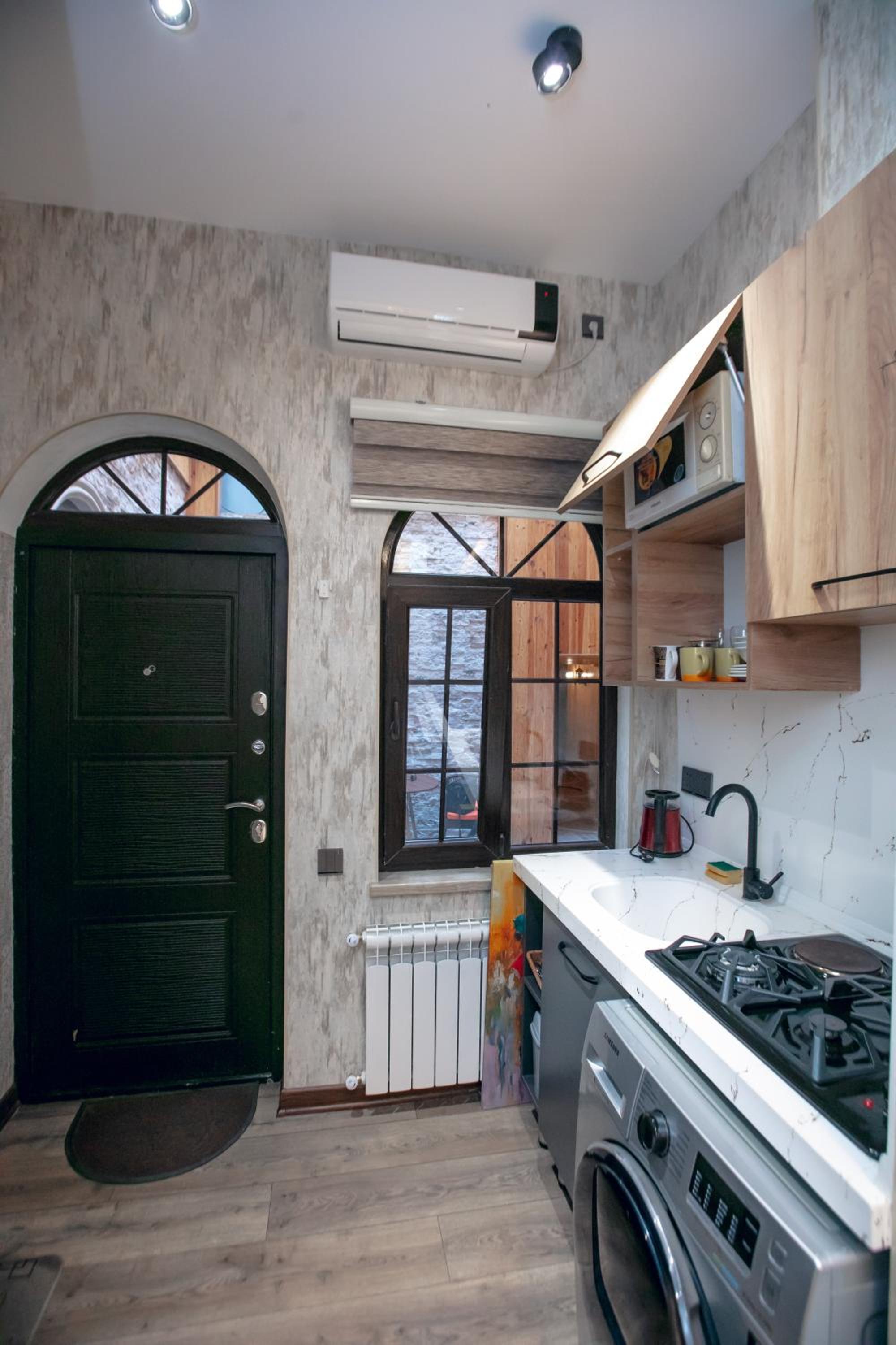 Maiden tower apartment ( Icheri Sheher )