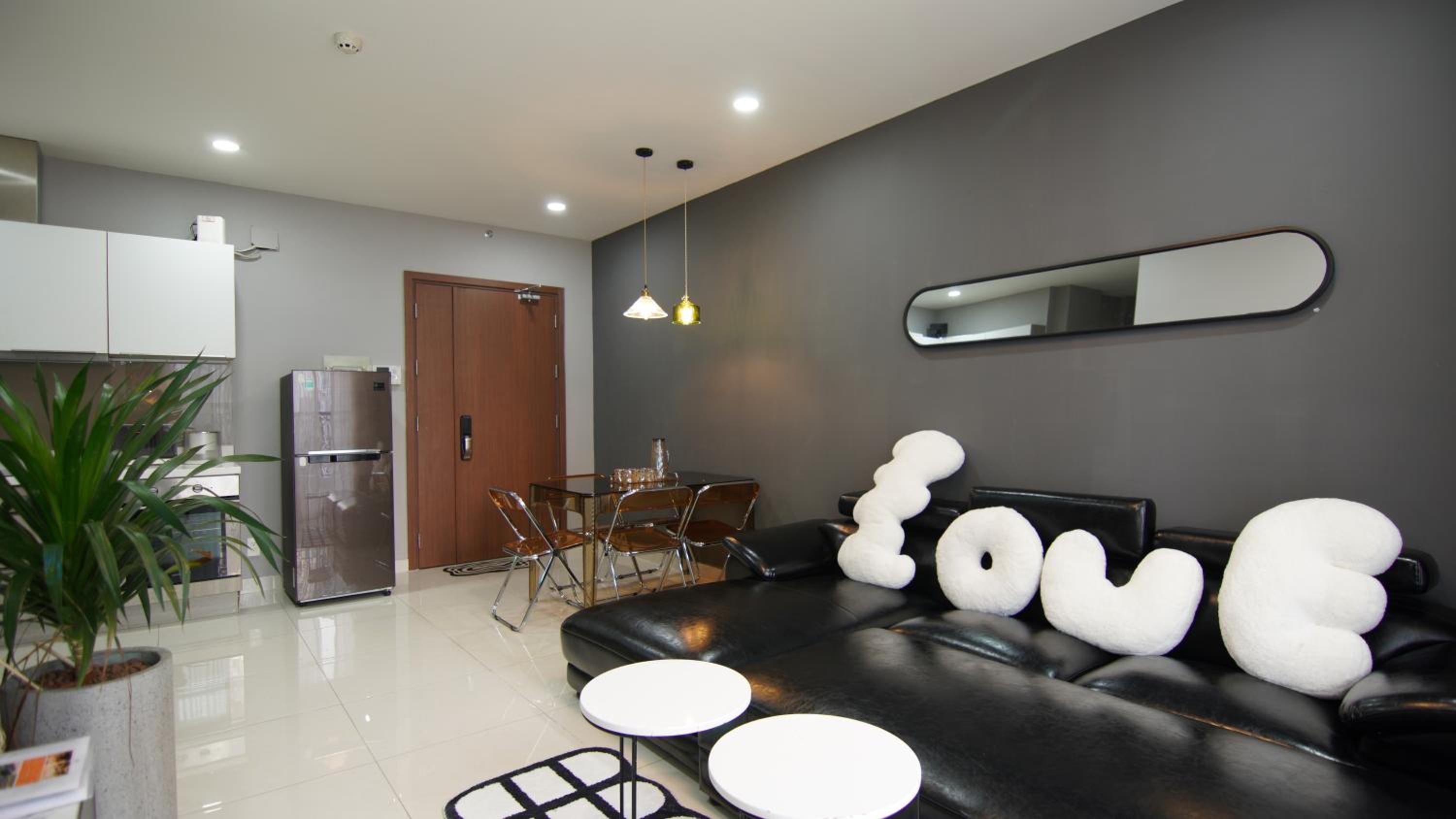 DOJI HOMES at Grand Riverside- FREE POOL