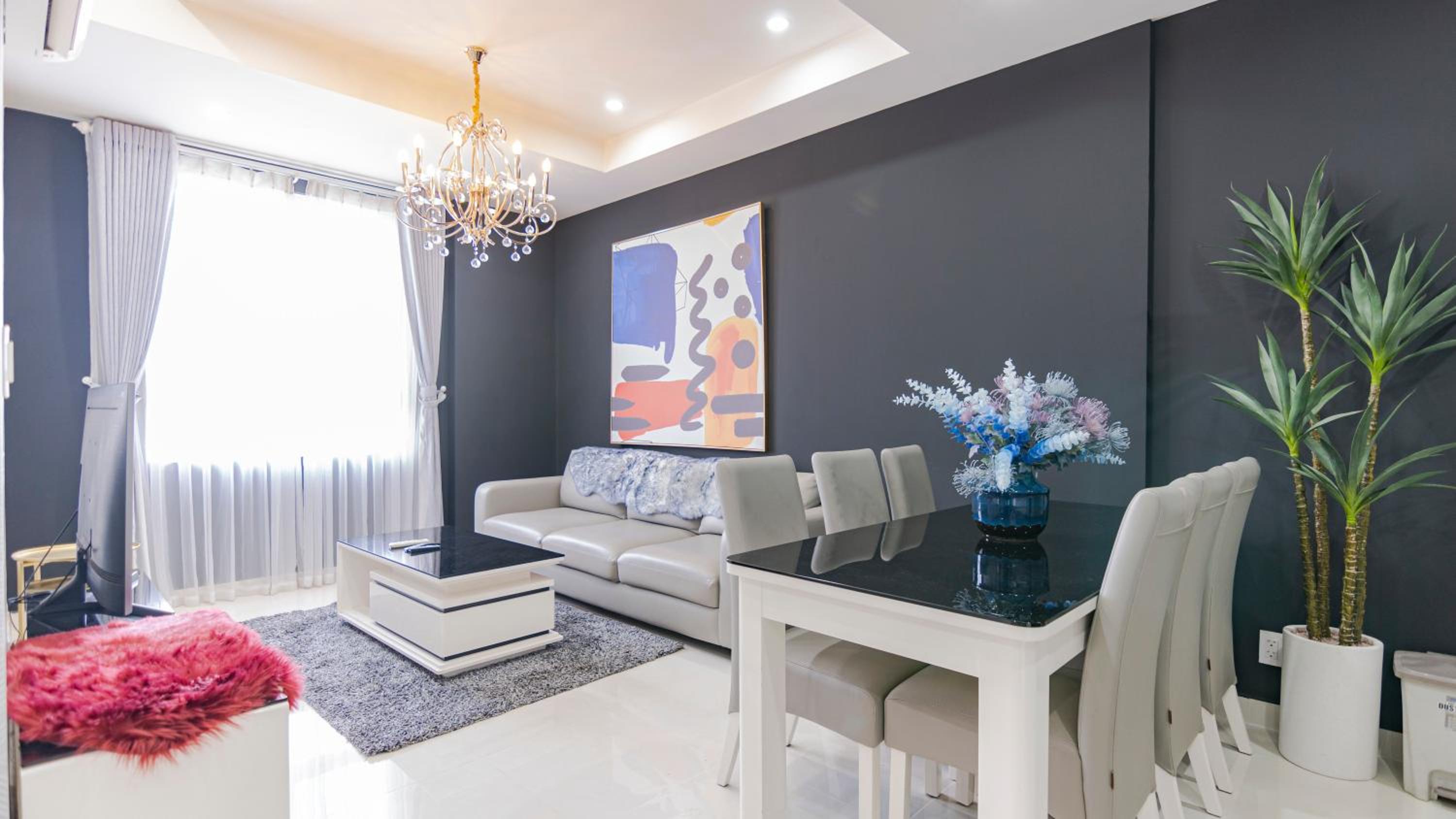 DOJI HOMES at Grand Riverside- FREE POOL