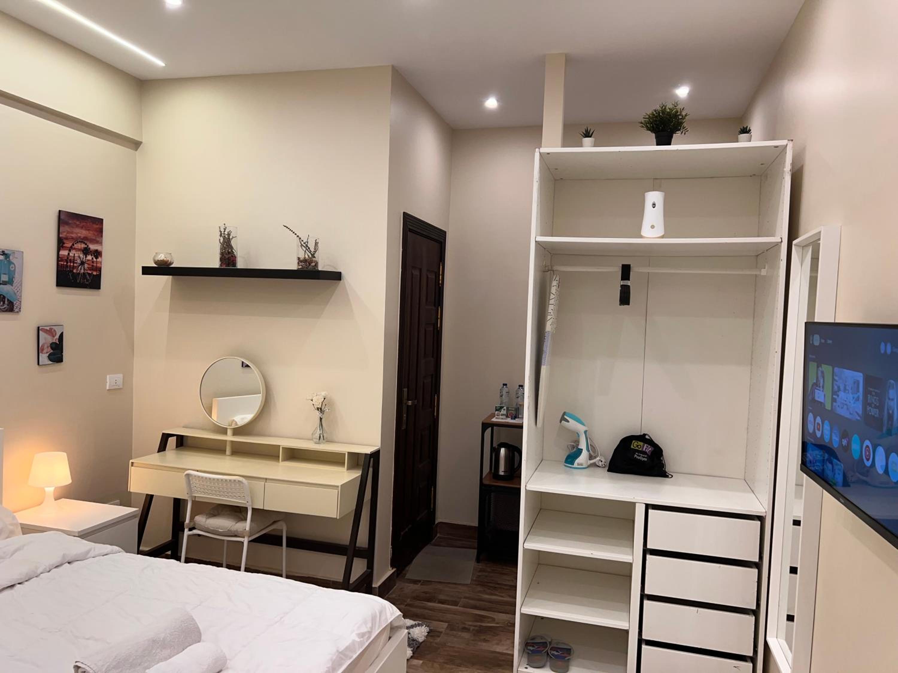 Private cozy studio