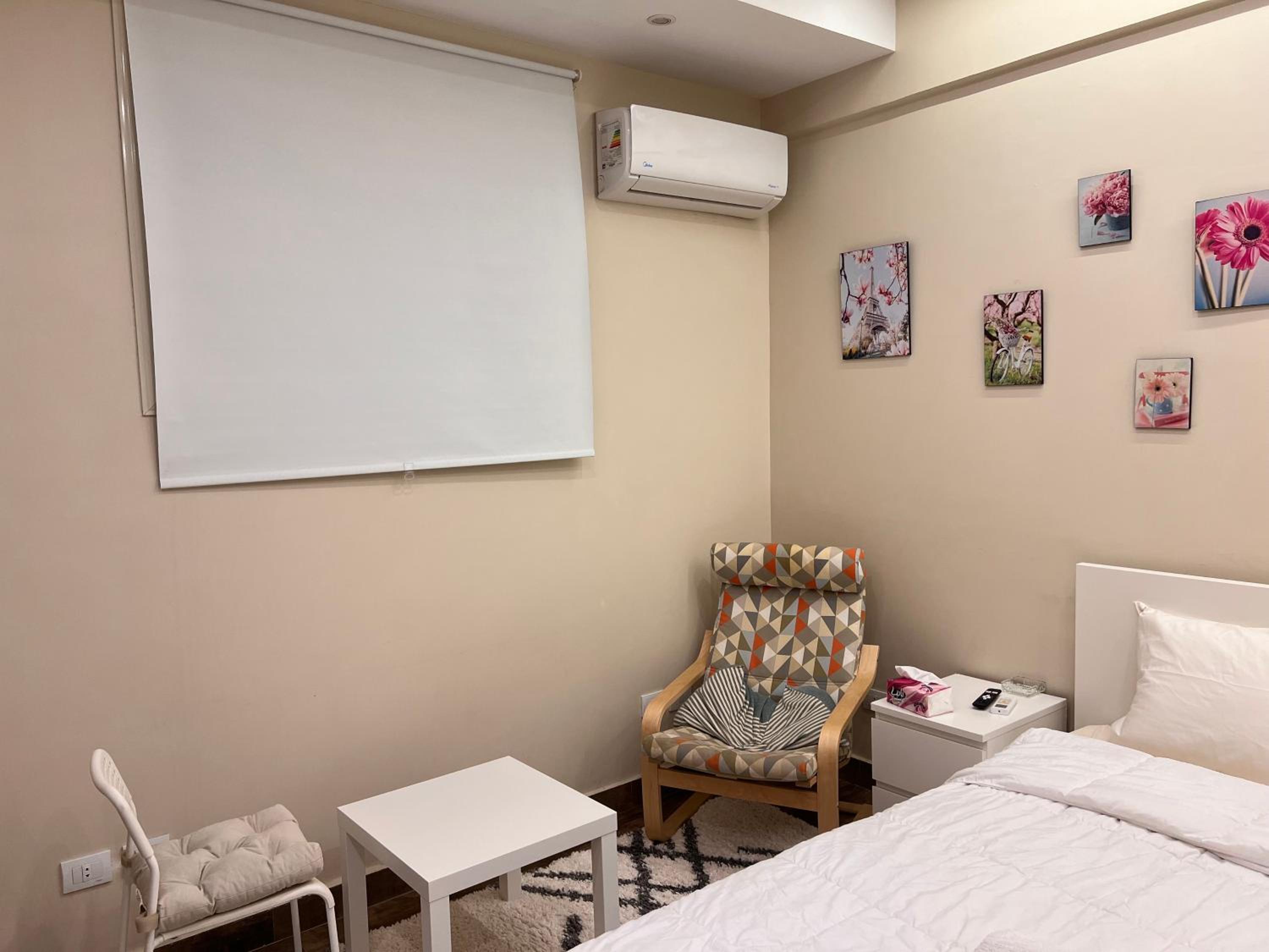 Private cozy studio