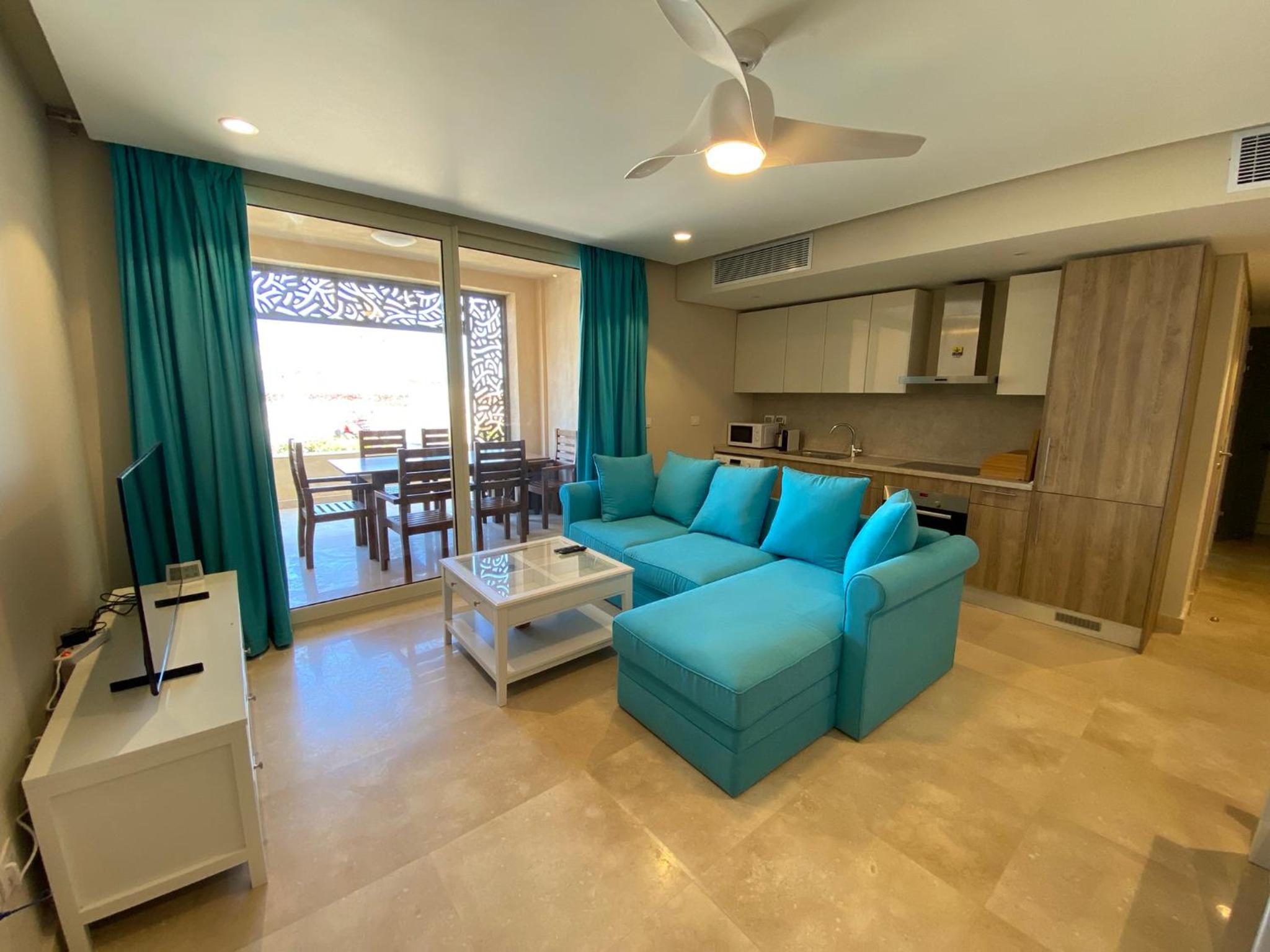 Hotel Modern apartment with great Pool & Beach access - Image 1