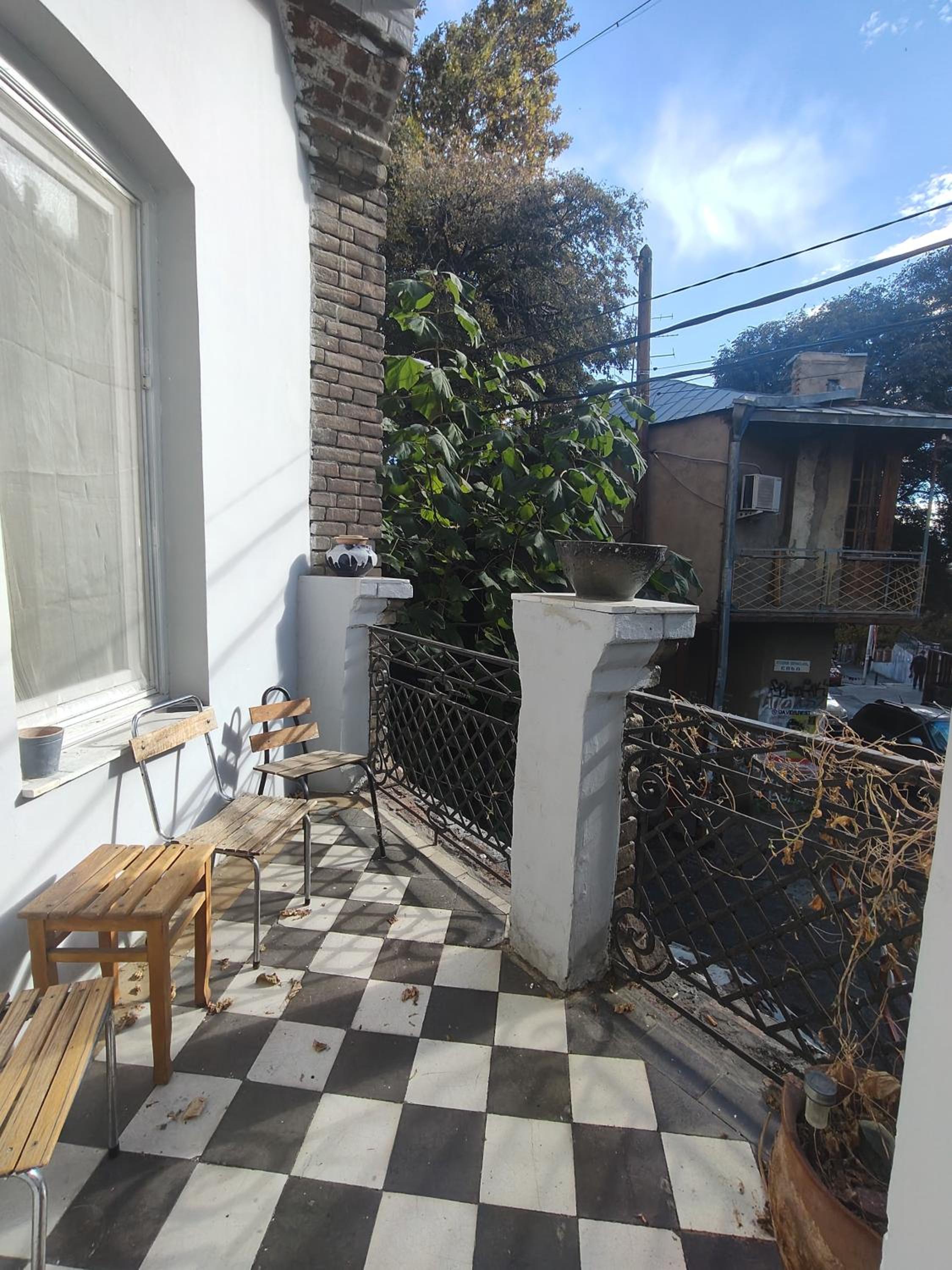 Ambience Hostel & Apartments