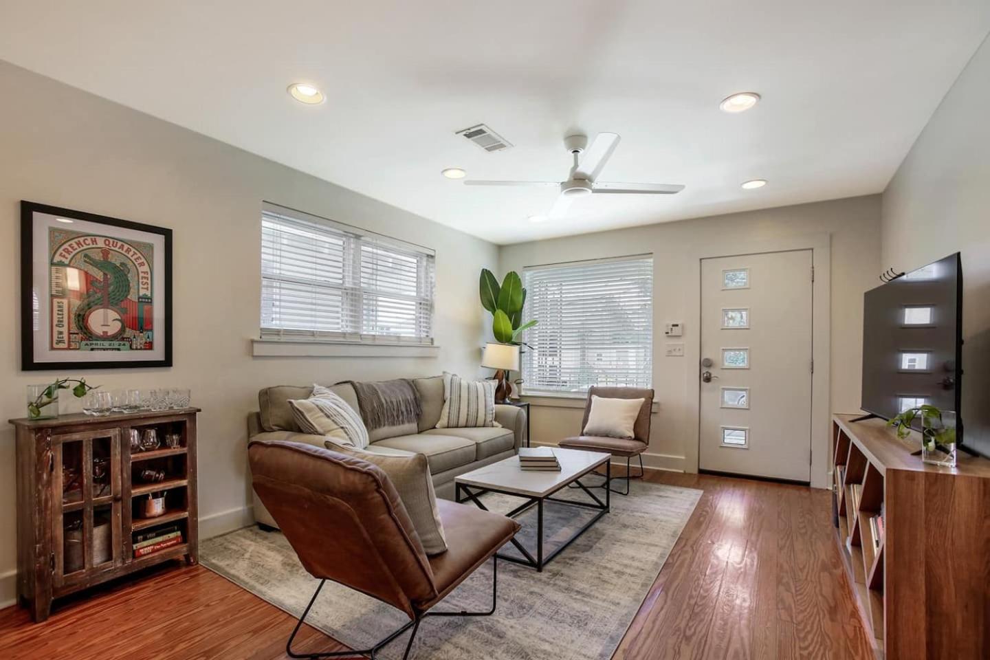 New Orleans Vacations - Charming Home W Huge Yard Near Bayoucity Park! - Property Image 1