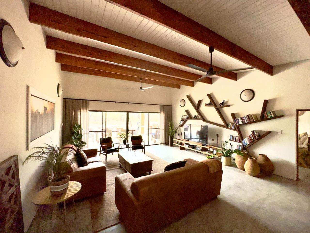 Mananga Bush Villa view 5