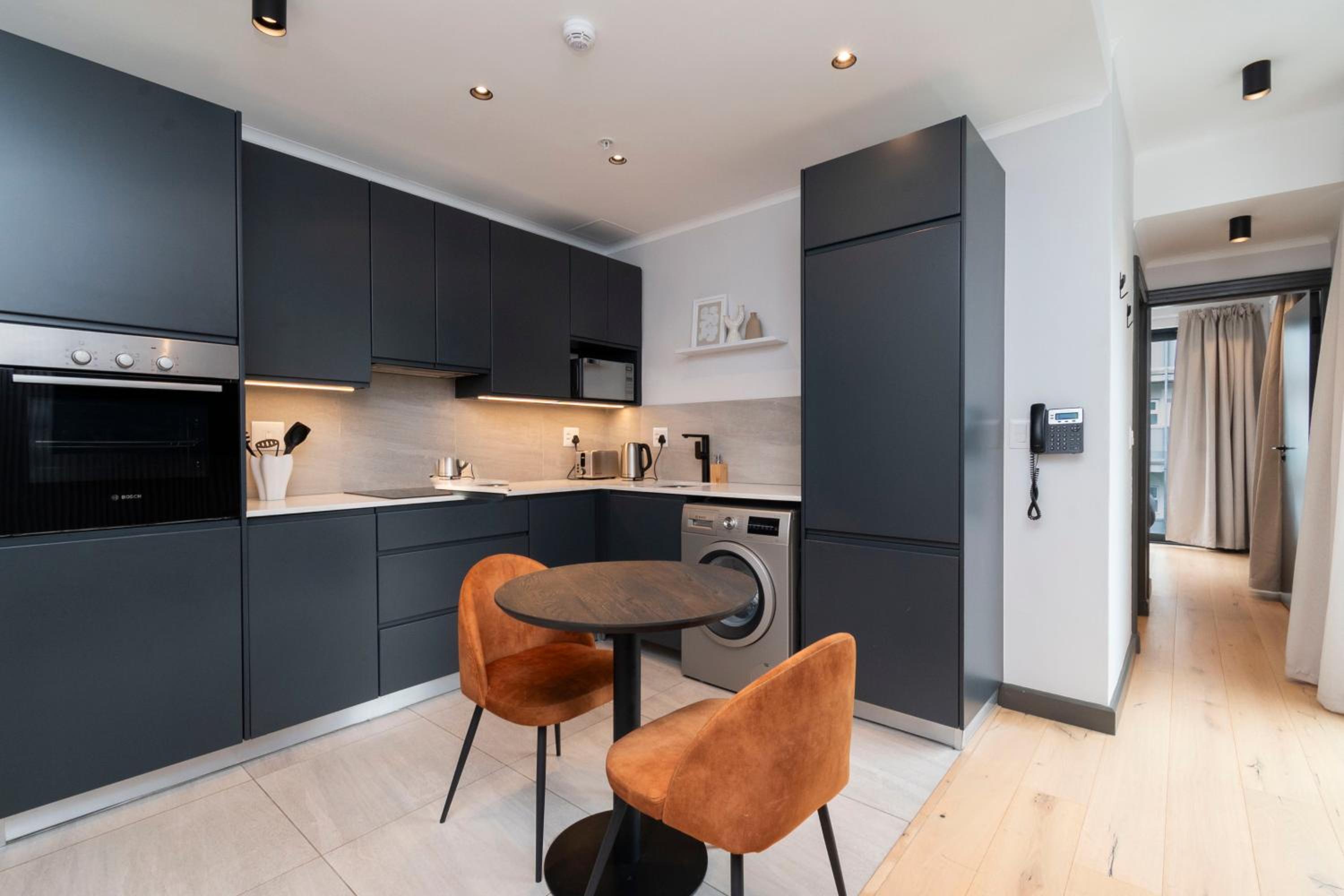 Elegant Green Point Apartment