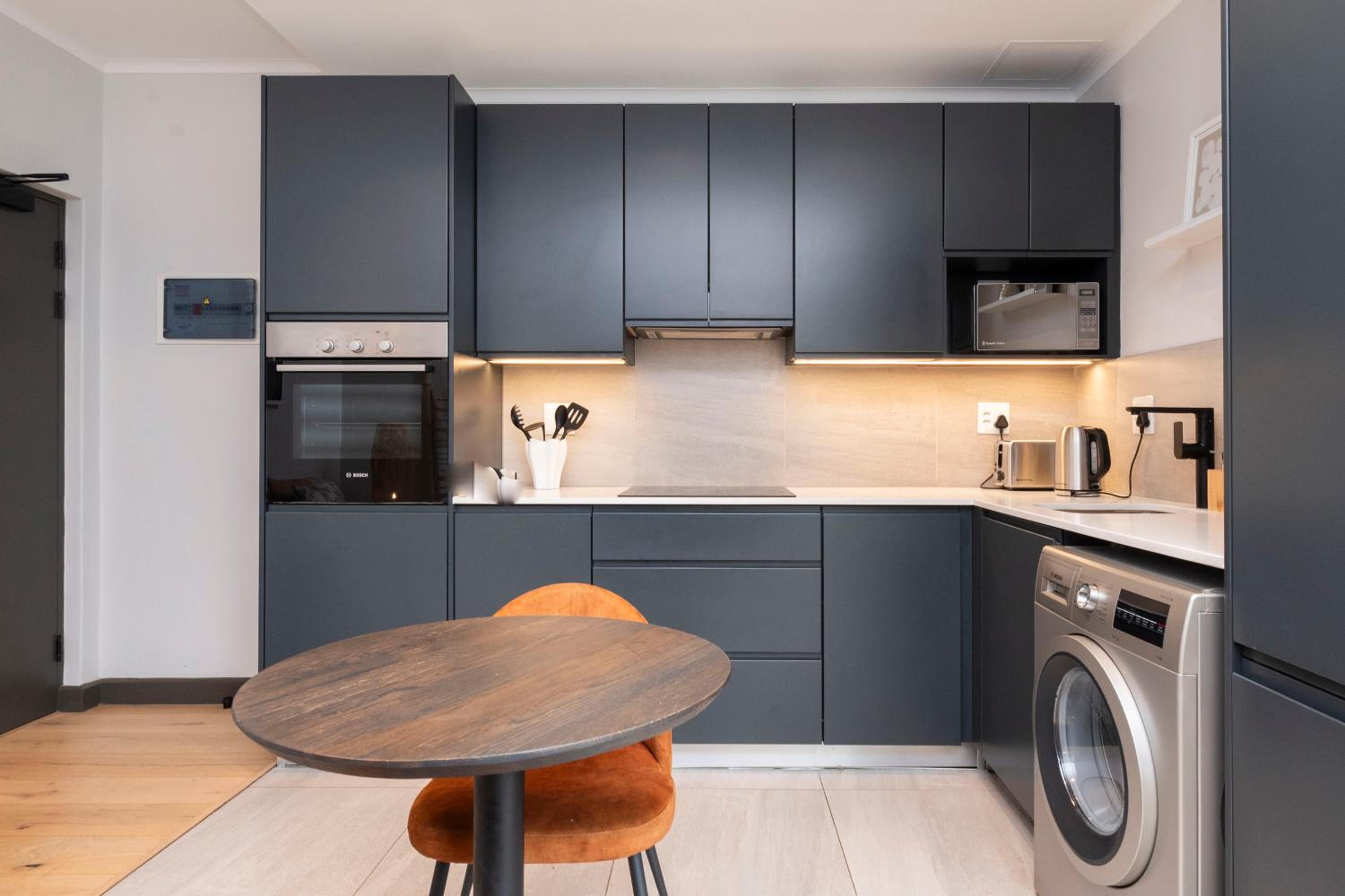 Elegant Green Point Apartment