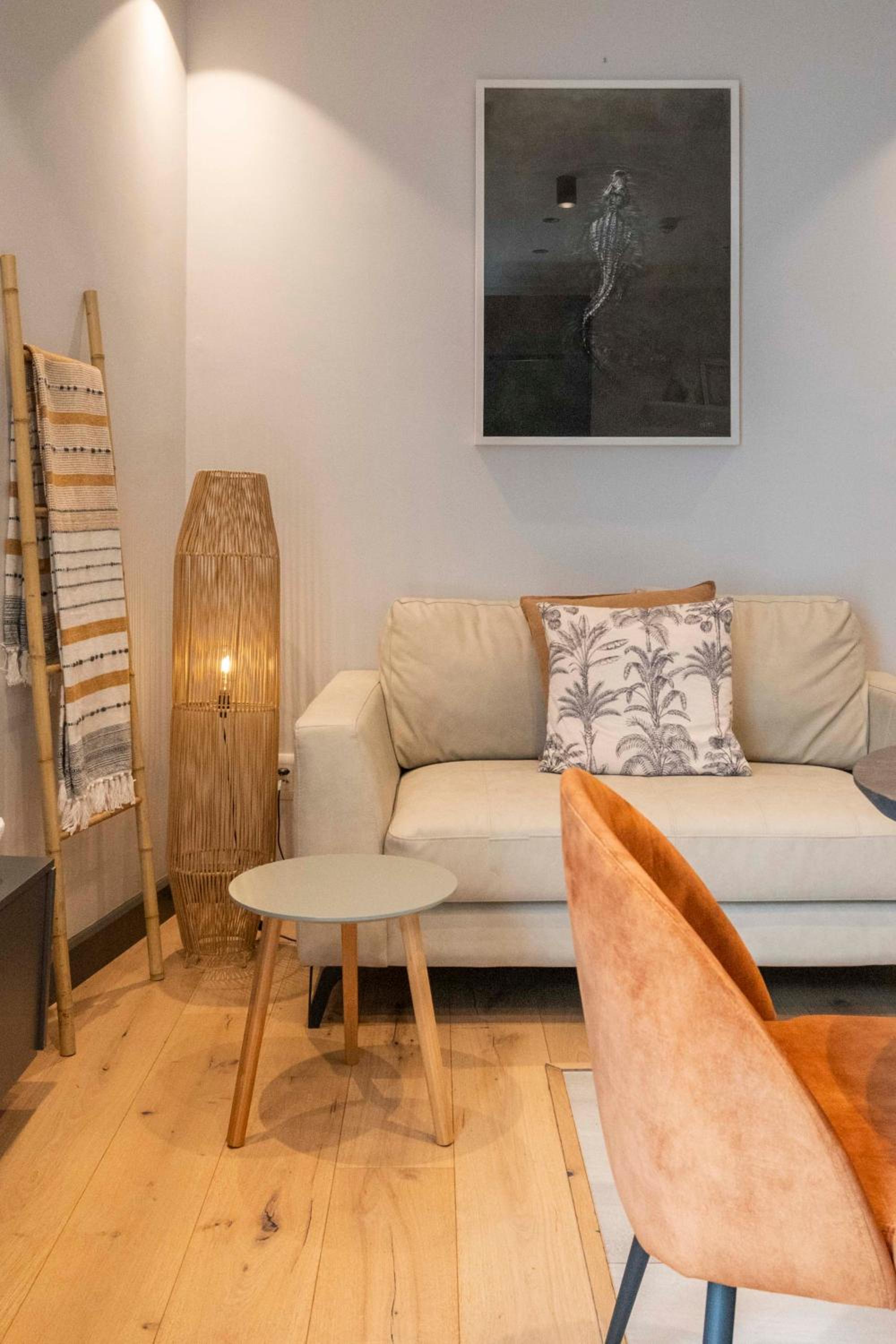 Elegant Green Point Apartment