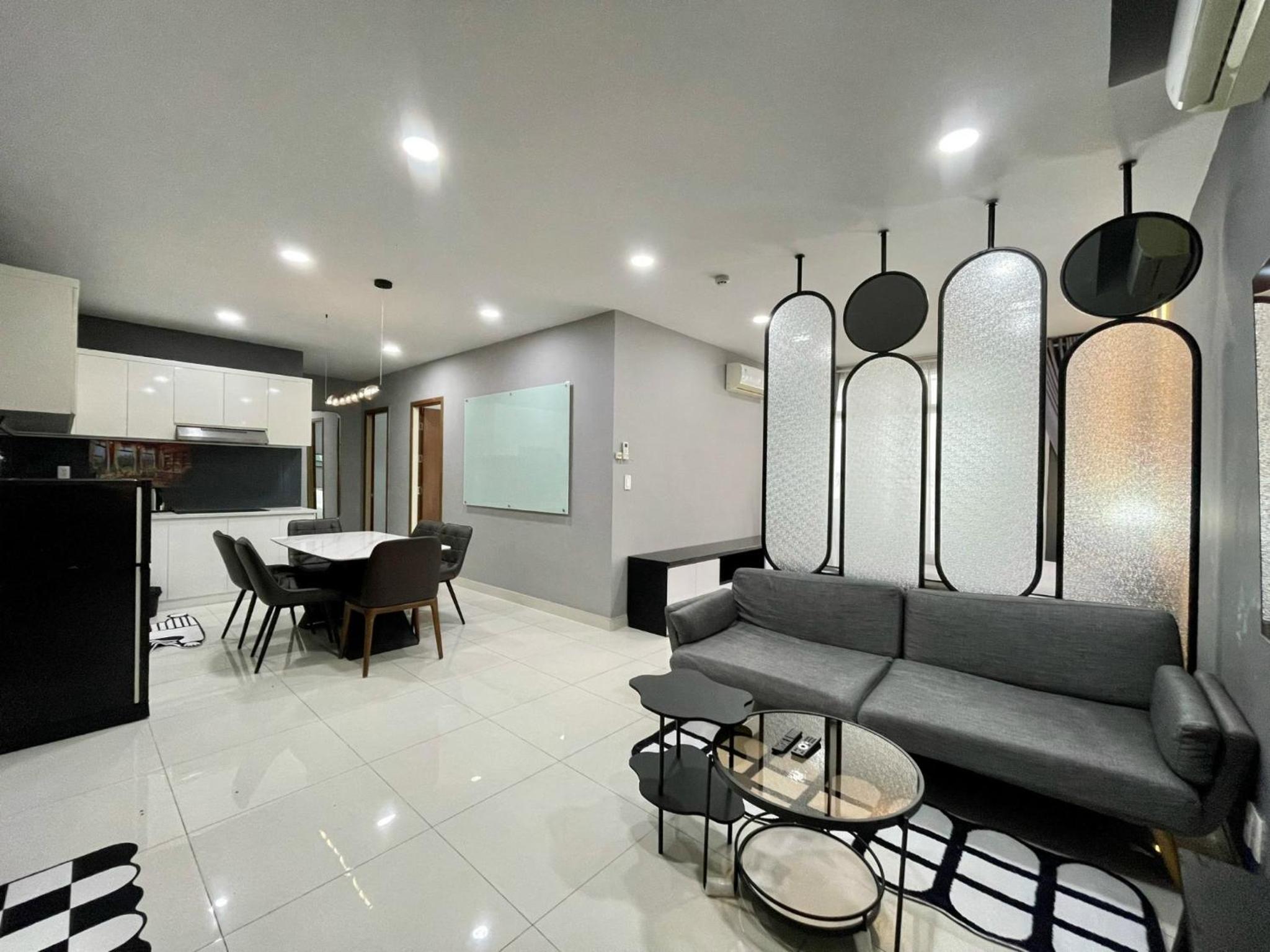 DOJI HOMES at Grand Riverside- FREE POOL