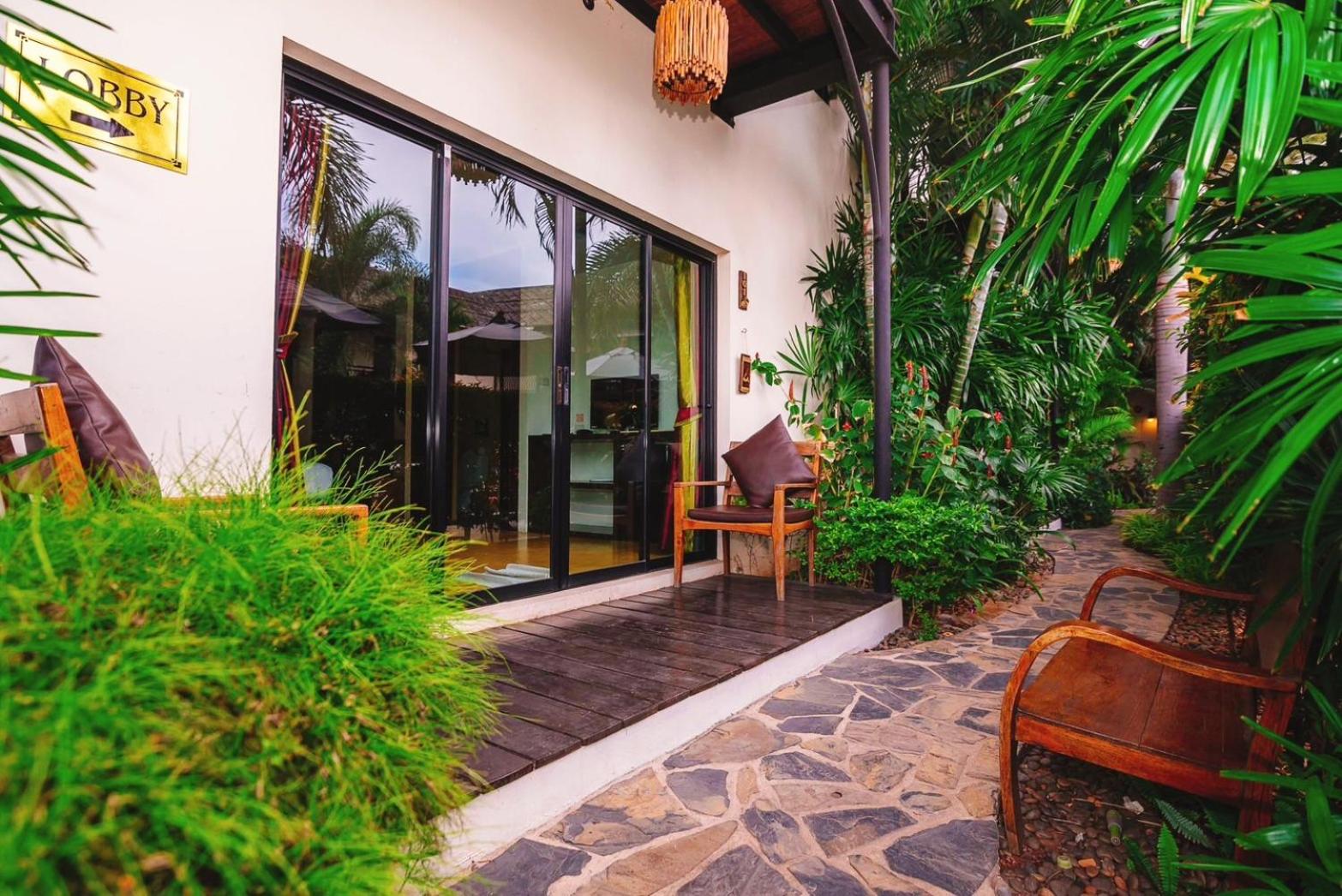 Pa Prai Villas and Suites Resort