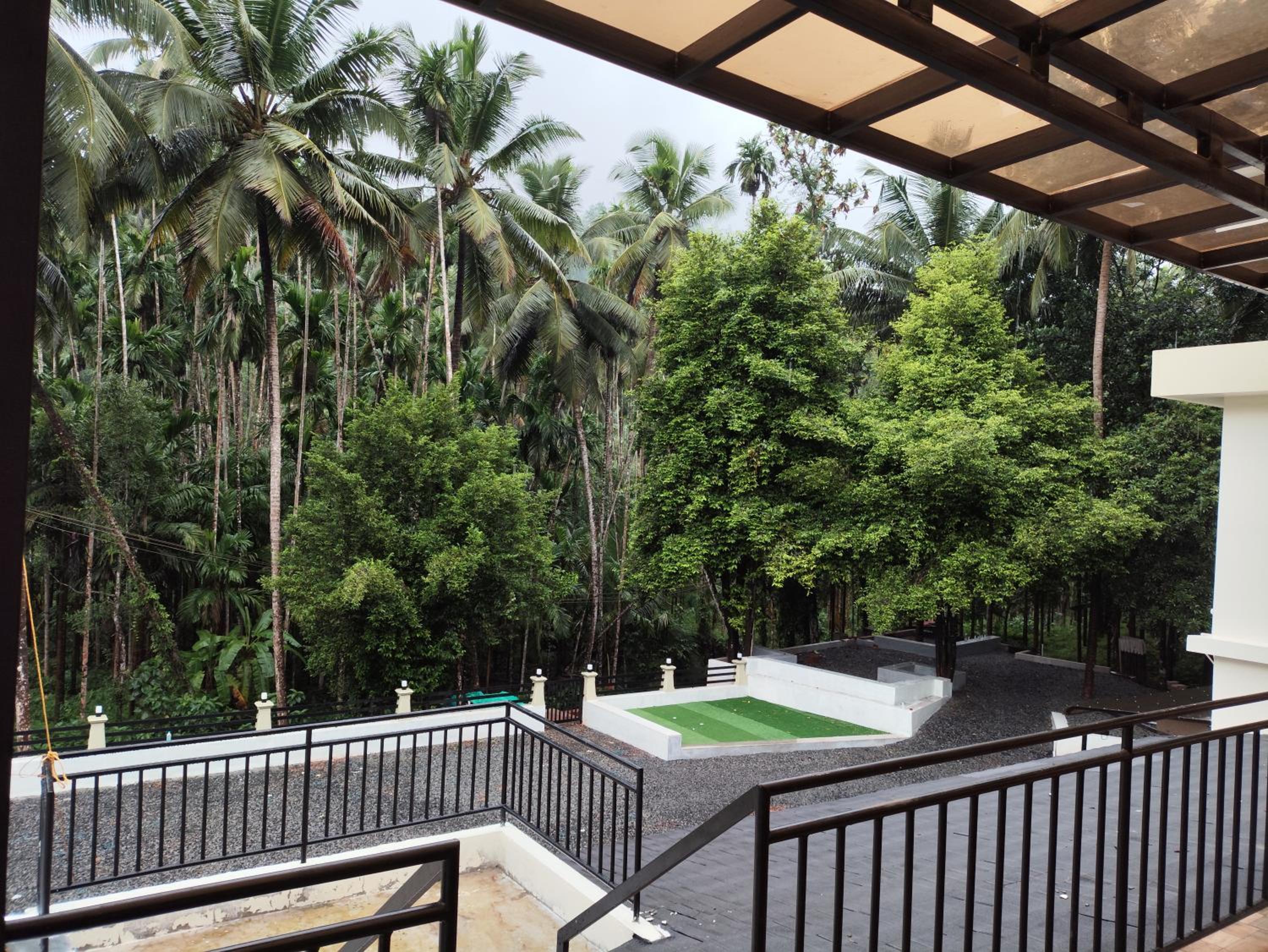 Eden vibes homestay