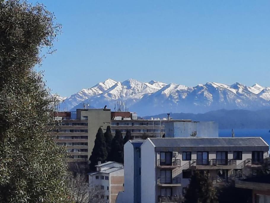 Nuevo Piso Céntrico con Hermosa Vista al lago y al Atardecer a 2 cuadras de Mitre 30 OFF
