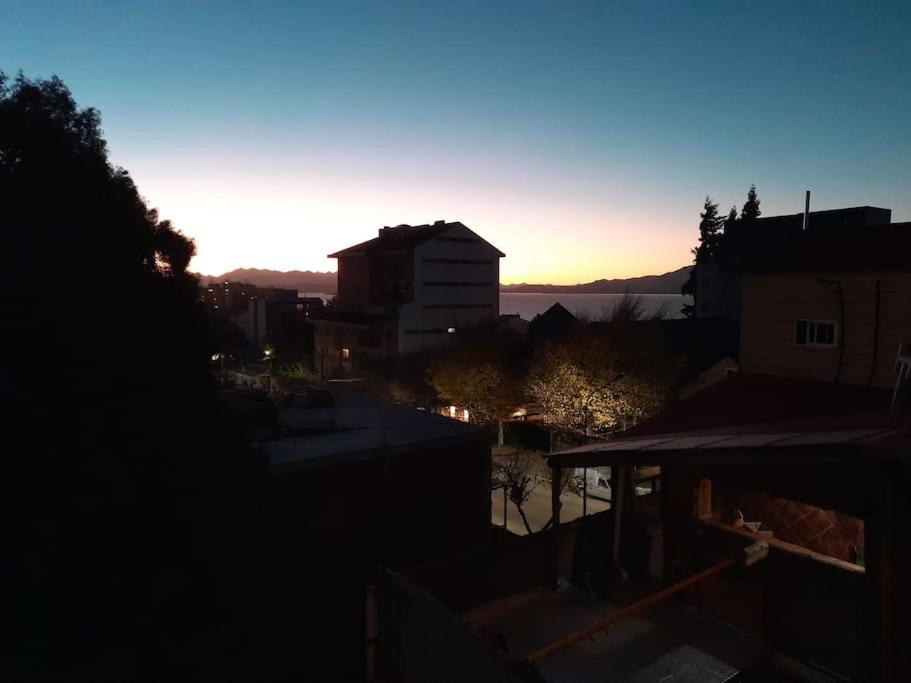 Nuevo Piso Céntrico con Hermosa Vista al lago y al Atardecer a 2 cuadras de Mitre 30 OFF