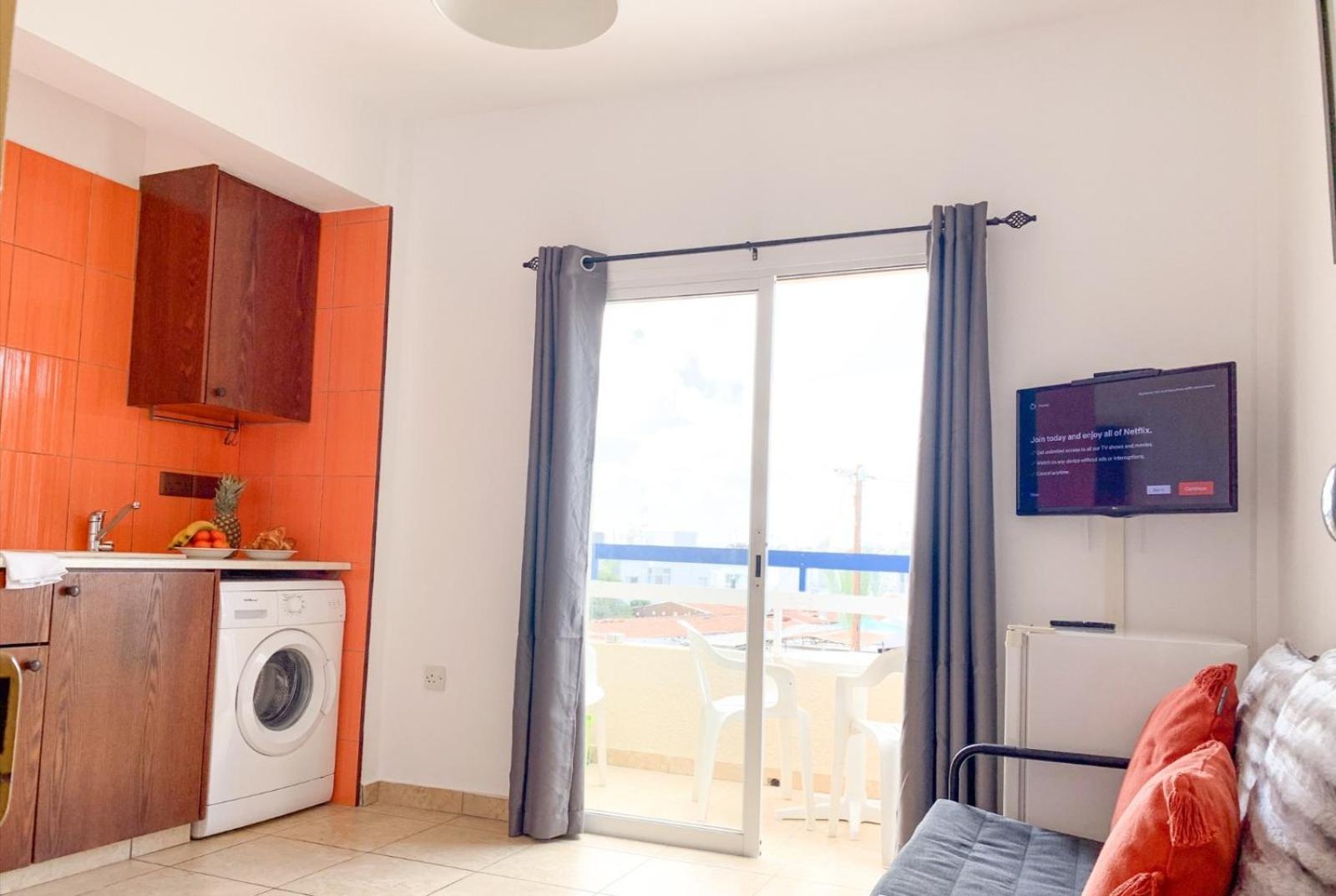 HeartCore110 Ayia Napa-1BR near hustle&bustle str