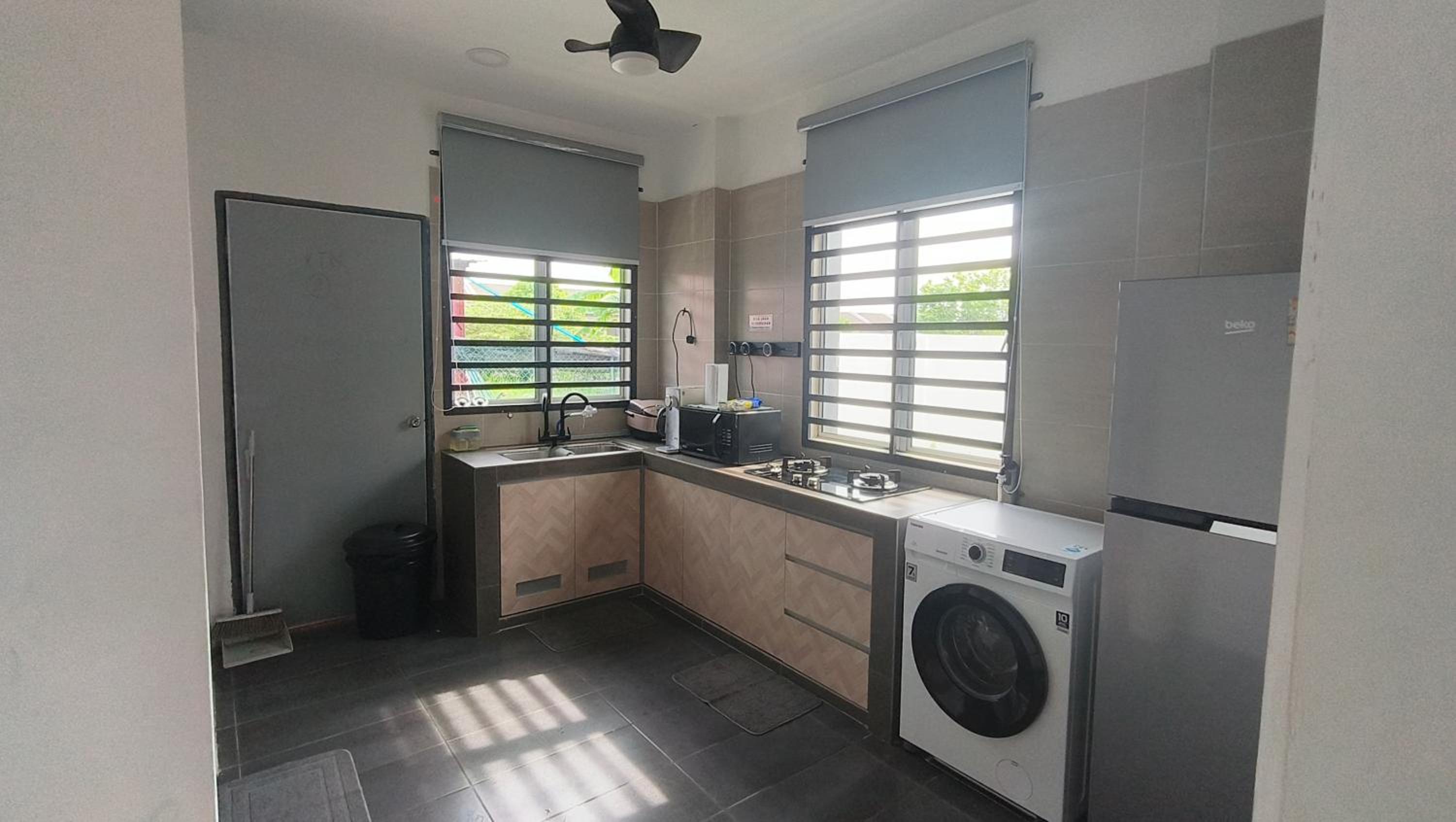 The Oasis Kuantan with Private Pool photo 8