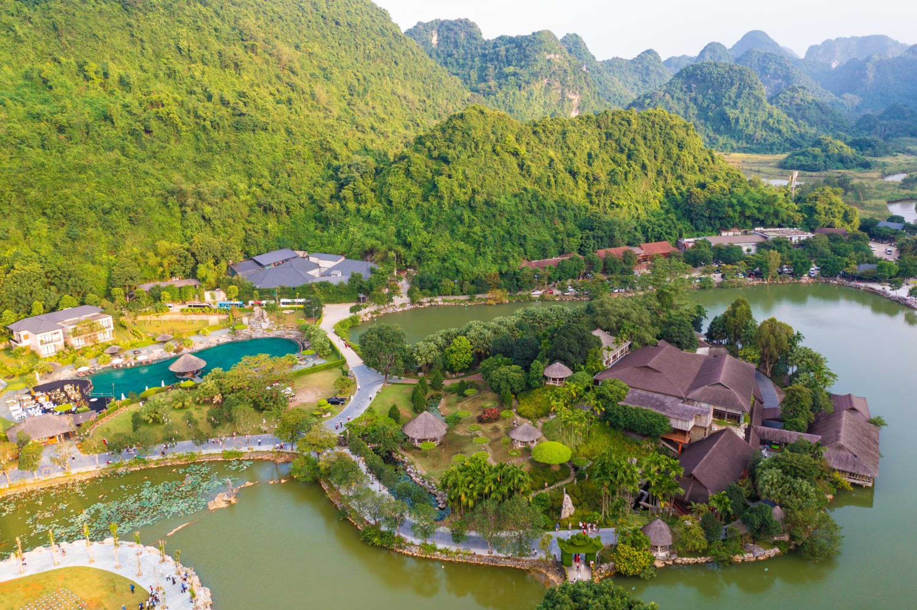 Thung Nham Resort