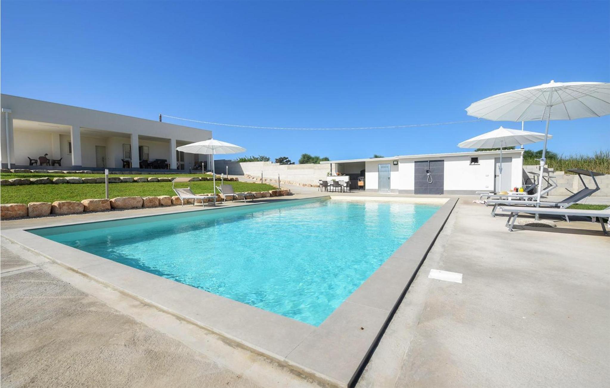 Gorgeous Home In Santa Maria Del Focall