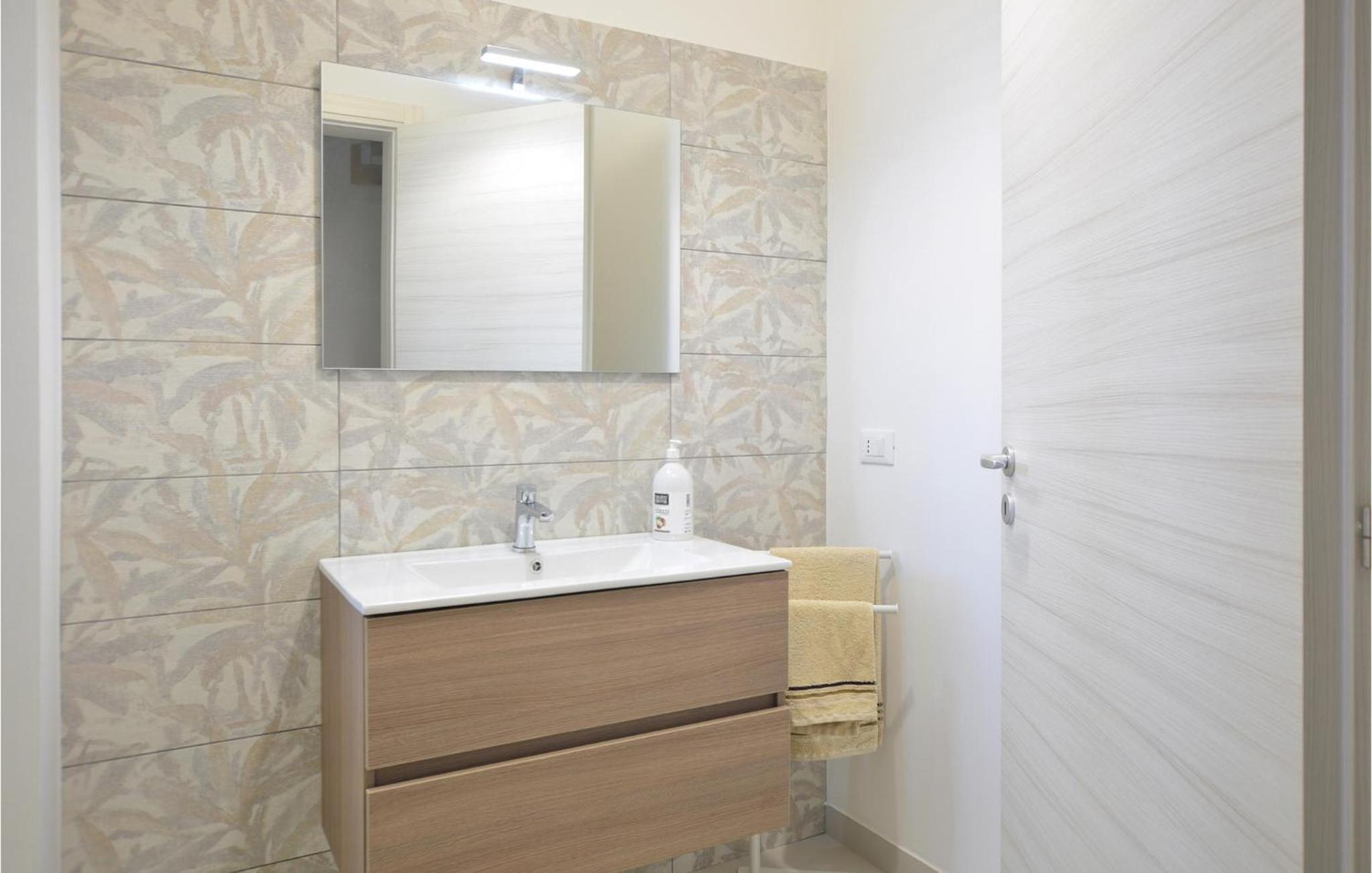 Gorgeous Home In Santa Maria Del Focall