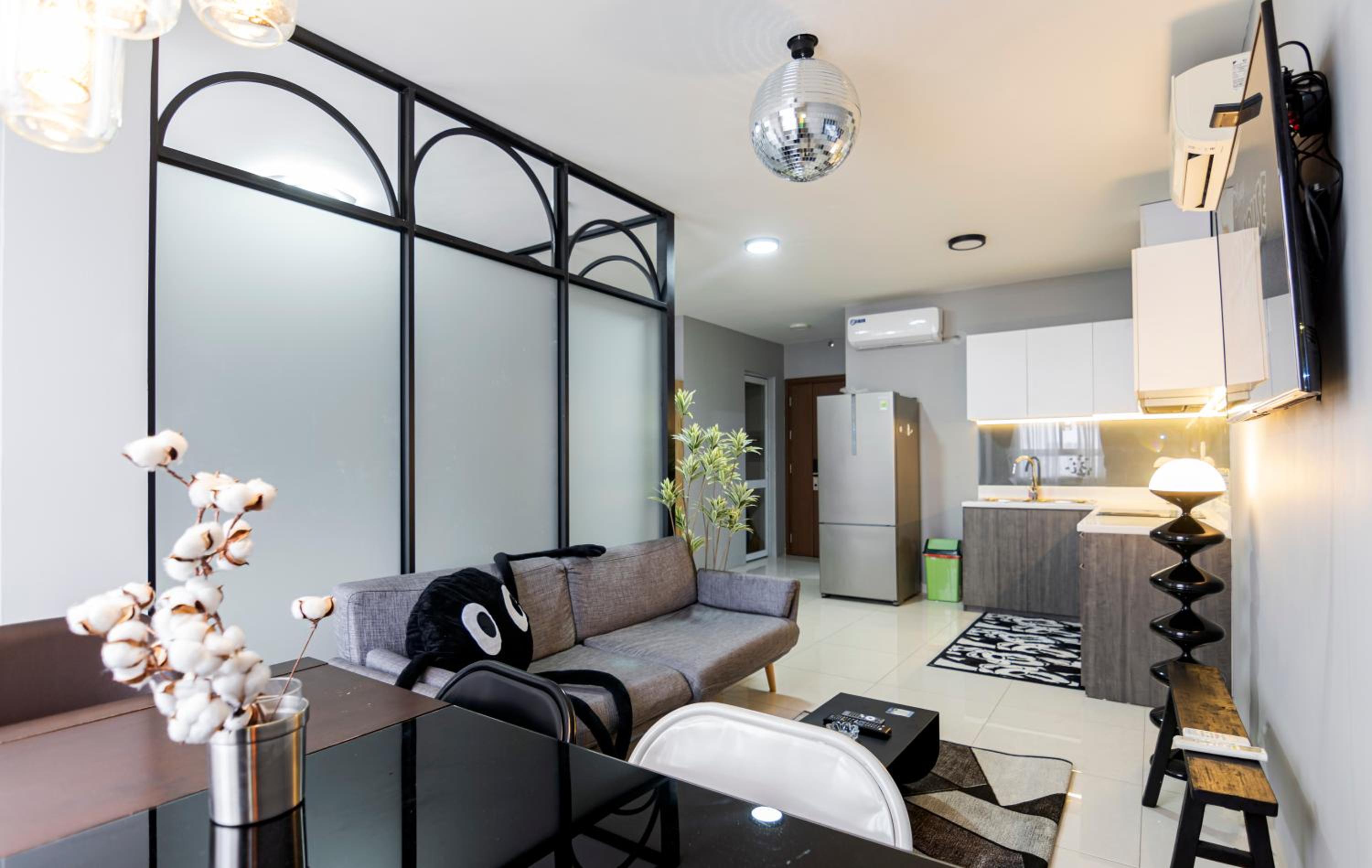 DOJI HOMES at Grand Riverside- FREE POOL
