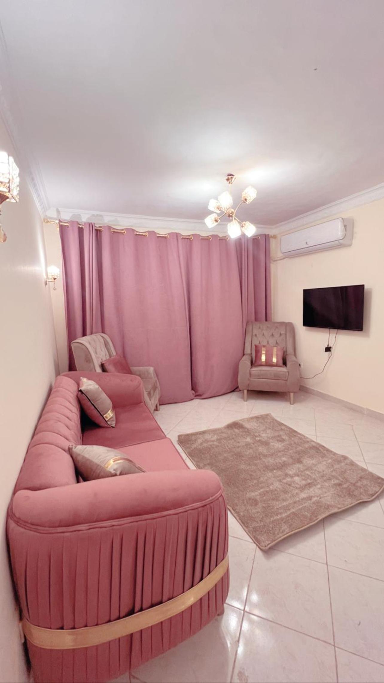 Cairo Apartment by Airport