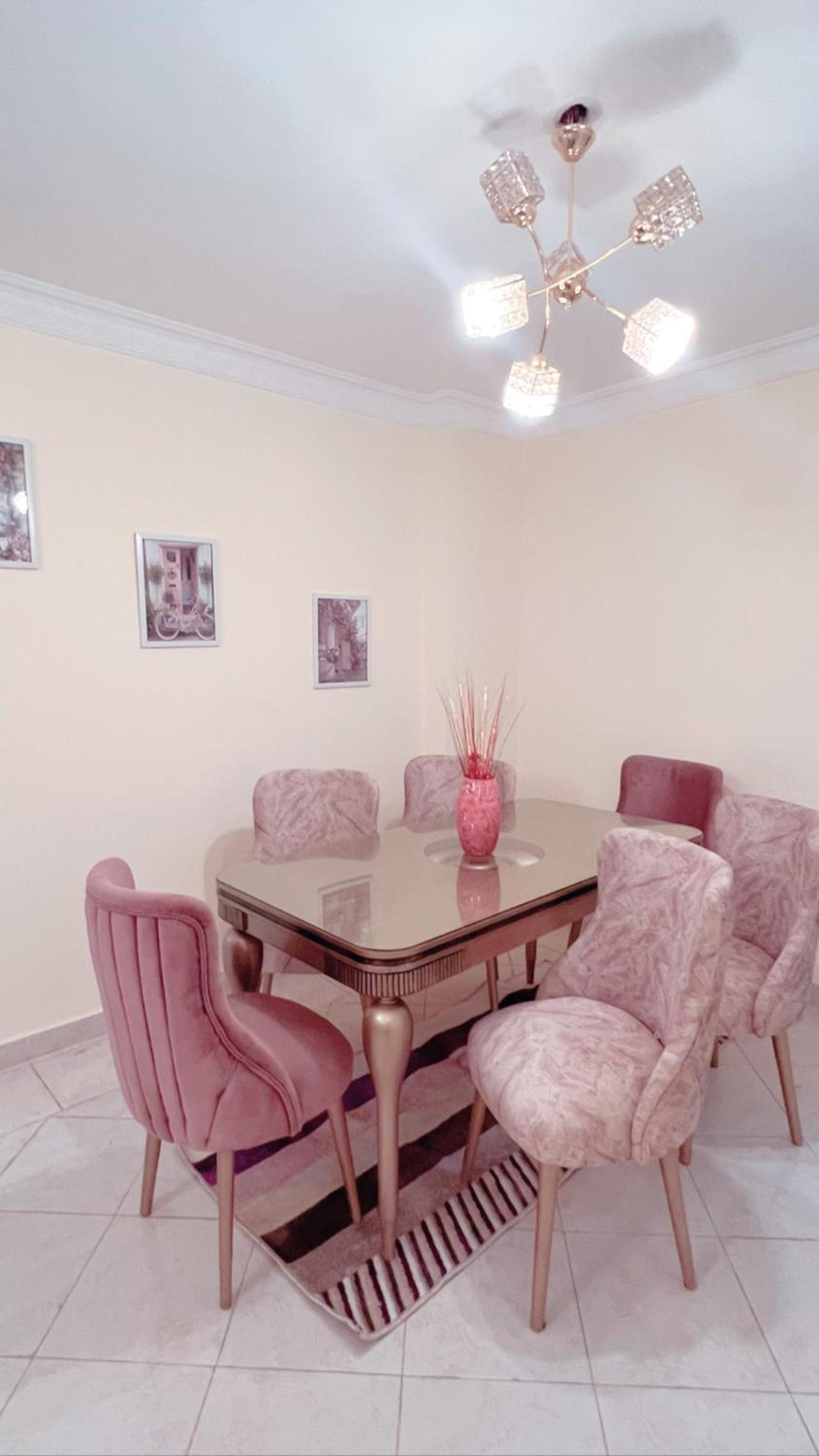 Cairo Apartment by Airport